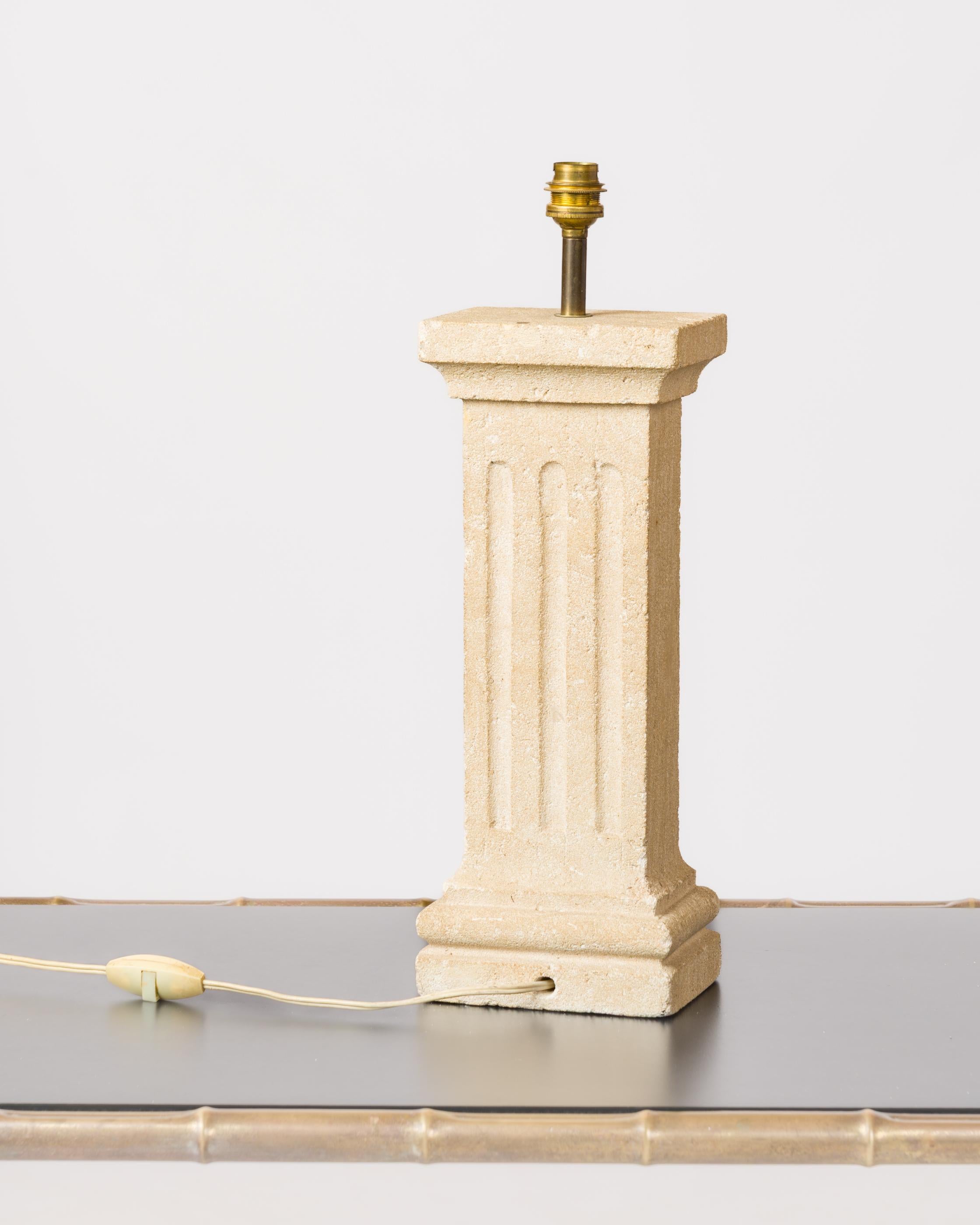 Late 20th Century Bofill Inspired Sculpted Stone Androman Column Lamp - France 1970's For Sale
