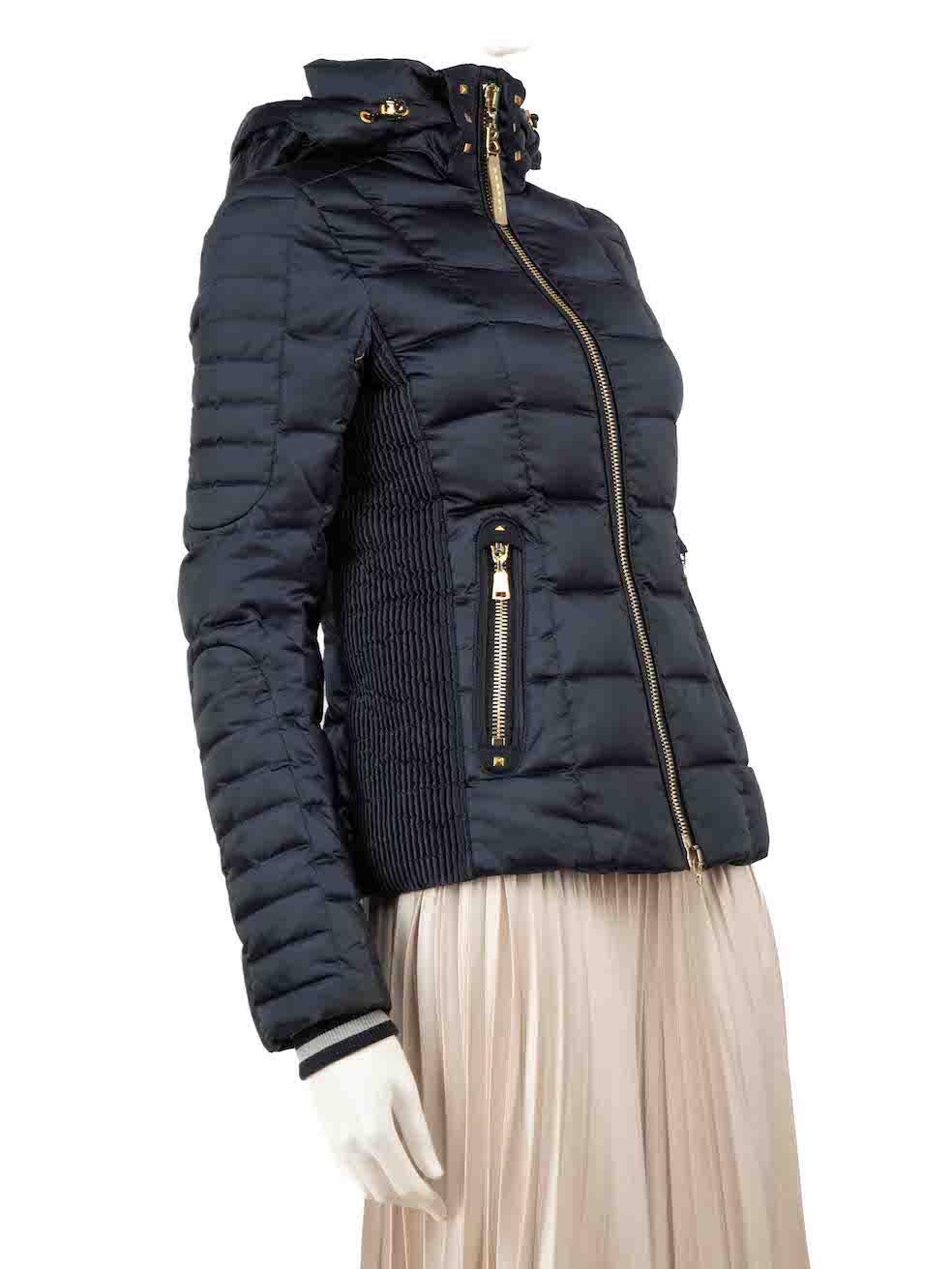 CONDITION is Very good. Minimal wear to jacket is evident. The lower zipper pull is missing on this used Bogner designer resale item.
 
 
 
 Details
 
 
 Navy
 
 Synthetic
 
 Puffer jacket
 
 Goose down
 
 Long sleeves
 
 Zip fastening
 
 Detachable