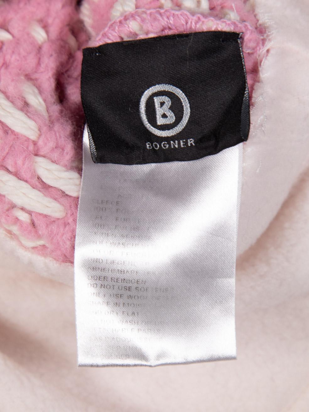 Cappello con pompon invernale in maglia rosa di Bogner in vendita 4