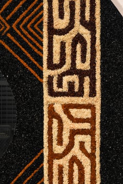 "Bògòlanfini" Large Round Mirror With Hand-Crafted Murano Glass Frame