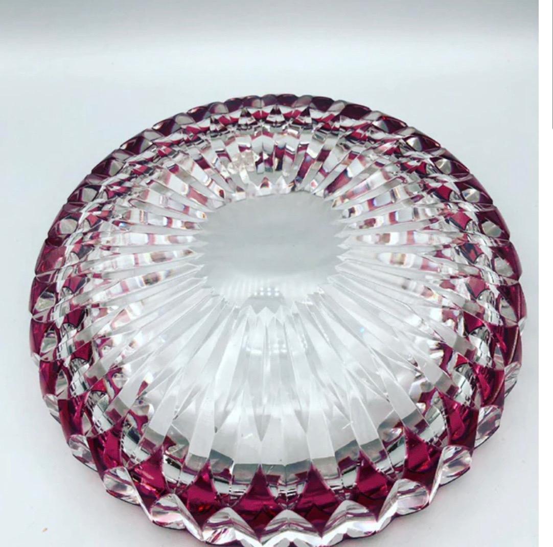 Burgunderfarbenes Kristall-Taschentablett – Antiquitäten (Frühes 20. Jahrhundert) im Angebot