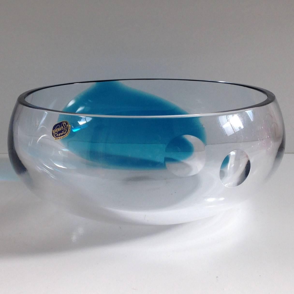 Vintage blue and clear handblown Bohemia crystal glass bowl, with original sticker
Diameter: 10 inches / Height: 4.5 inches
1 in stock in Palm Springs
This piece makes for a great and unique gift!!!
Order Reference #: FABIOLTD G52