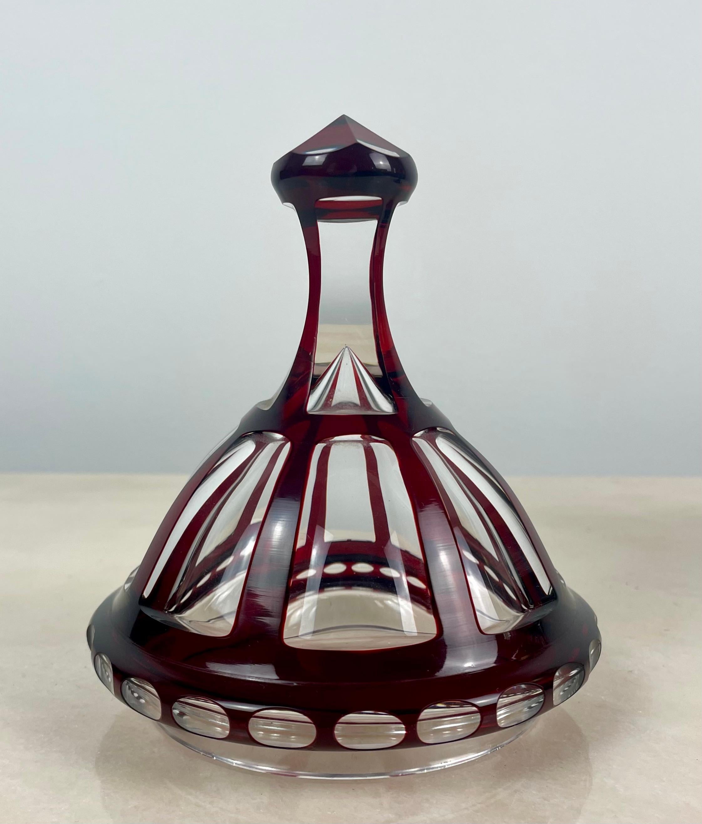 Bonbonnière ou lunette en cristal rouge de Bohemia - XIXème - République Tchèque  en vente 3