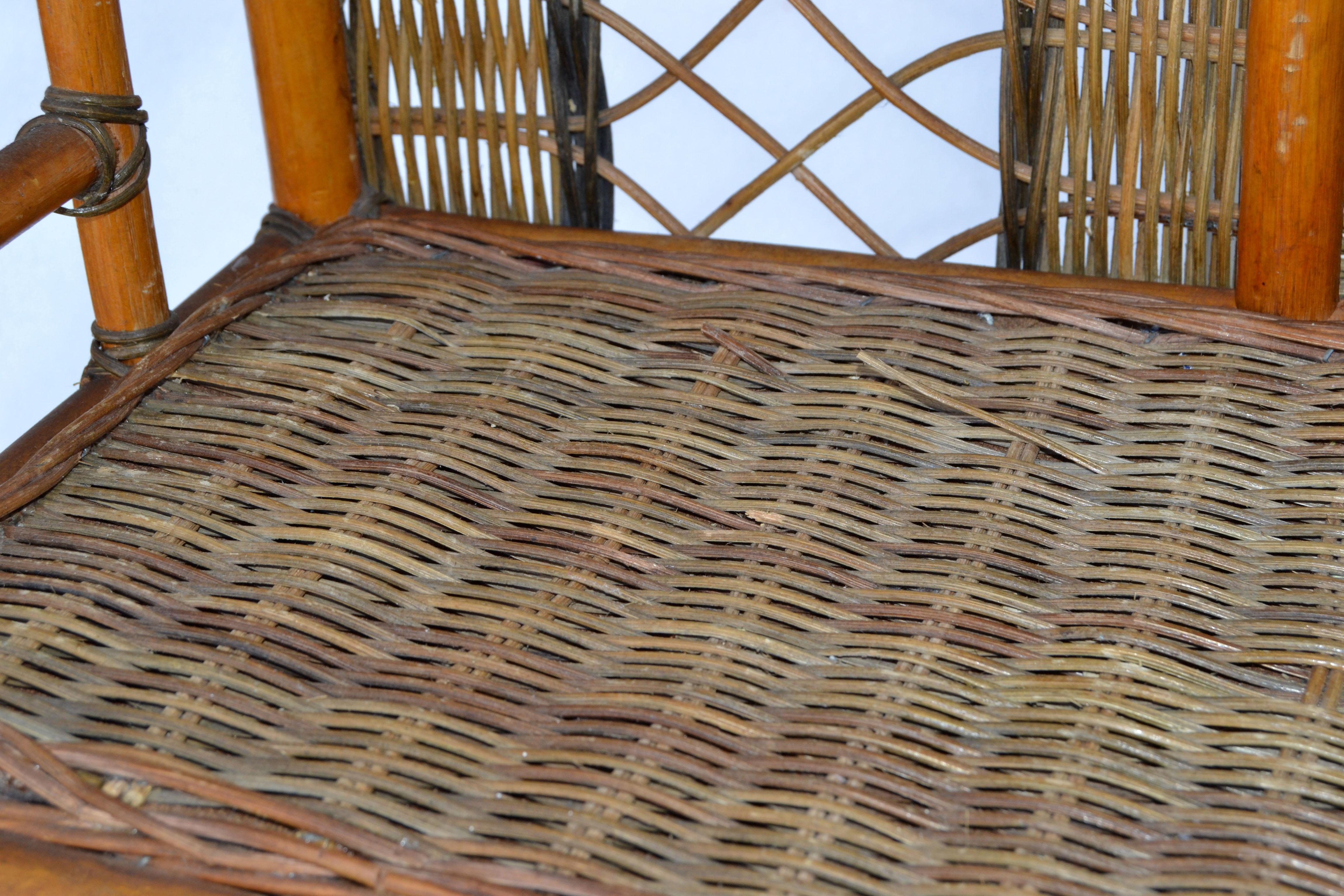 Etagere, libreria, credenza in legno di bambù, canne e canne di Boemia del 1950, fatta a mano. in vendita 9