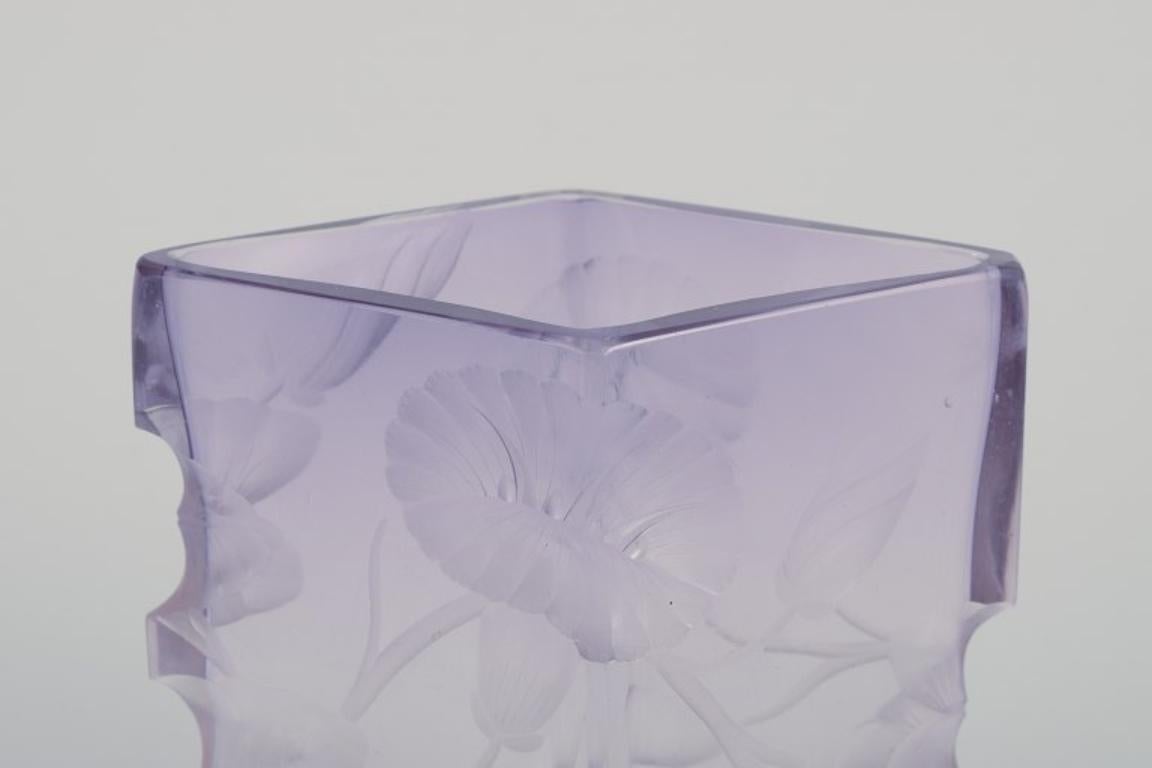 Bohemian Art Deco art glass vase. Purple art glass with floral motifs. In Excellent Condition For Sale In Copenhagen, DK