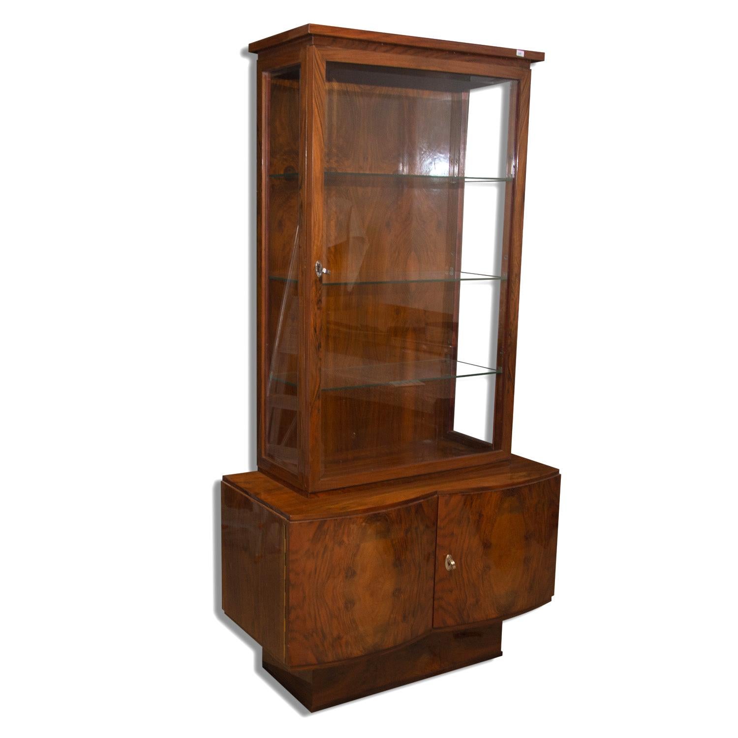 Bohemian Art Deco Display Cabinet, 1930s In Excellent Condition In Prague 8, CZ