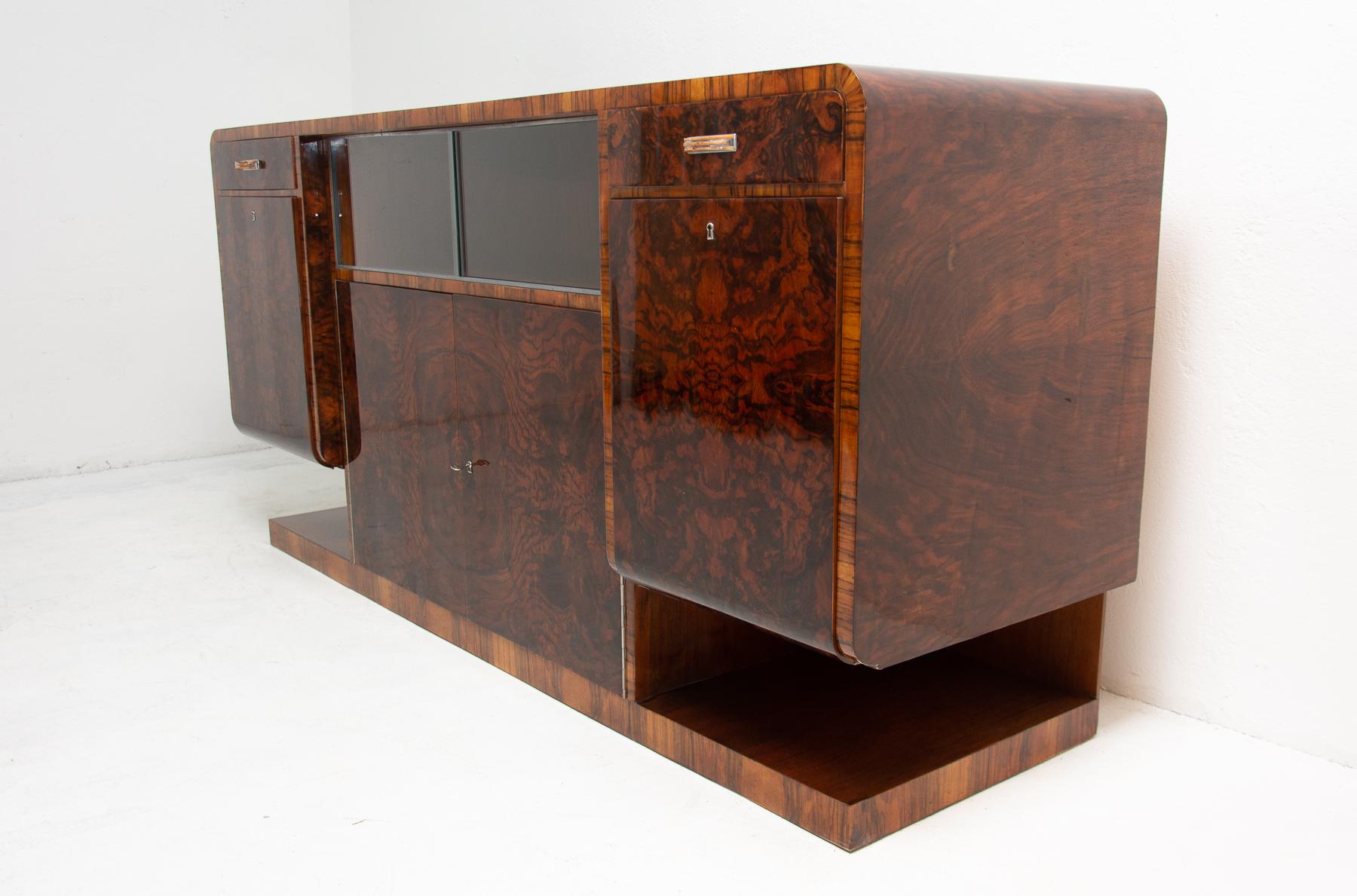1930's sideboard furniture