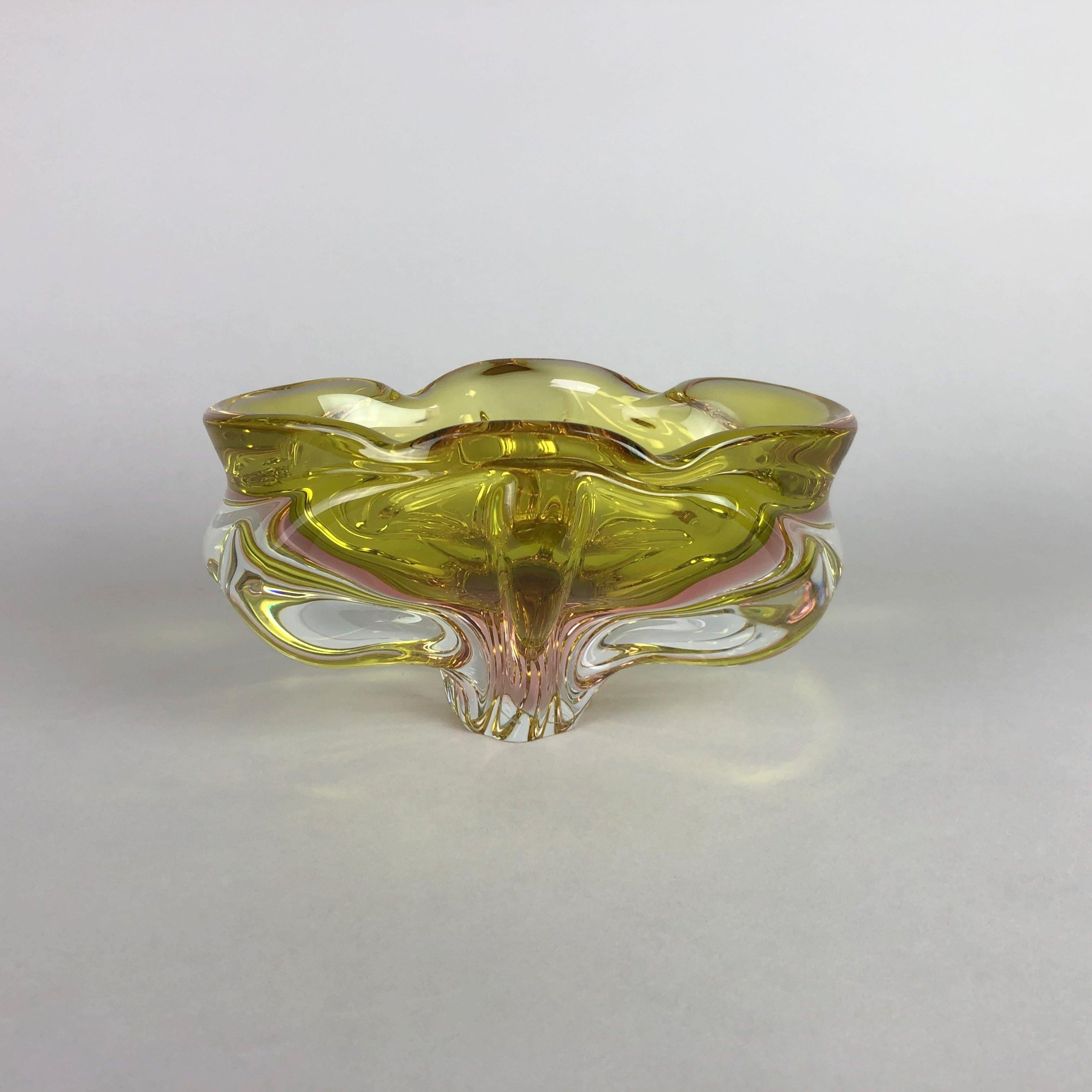 20th Century Bohemian Art Glass Bowl/Ashtray by Josef Hospodka, 1960's For Sale