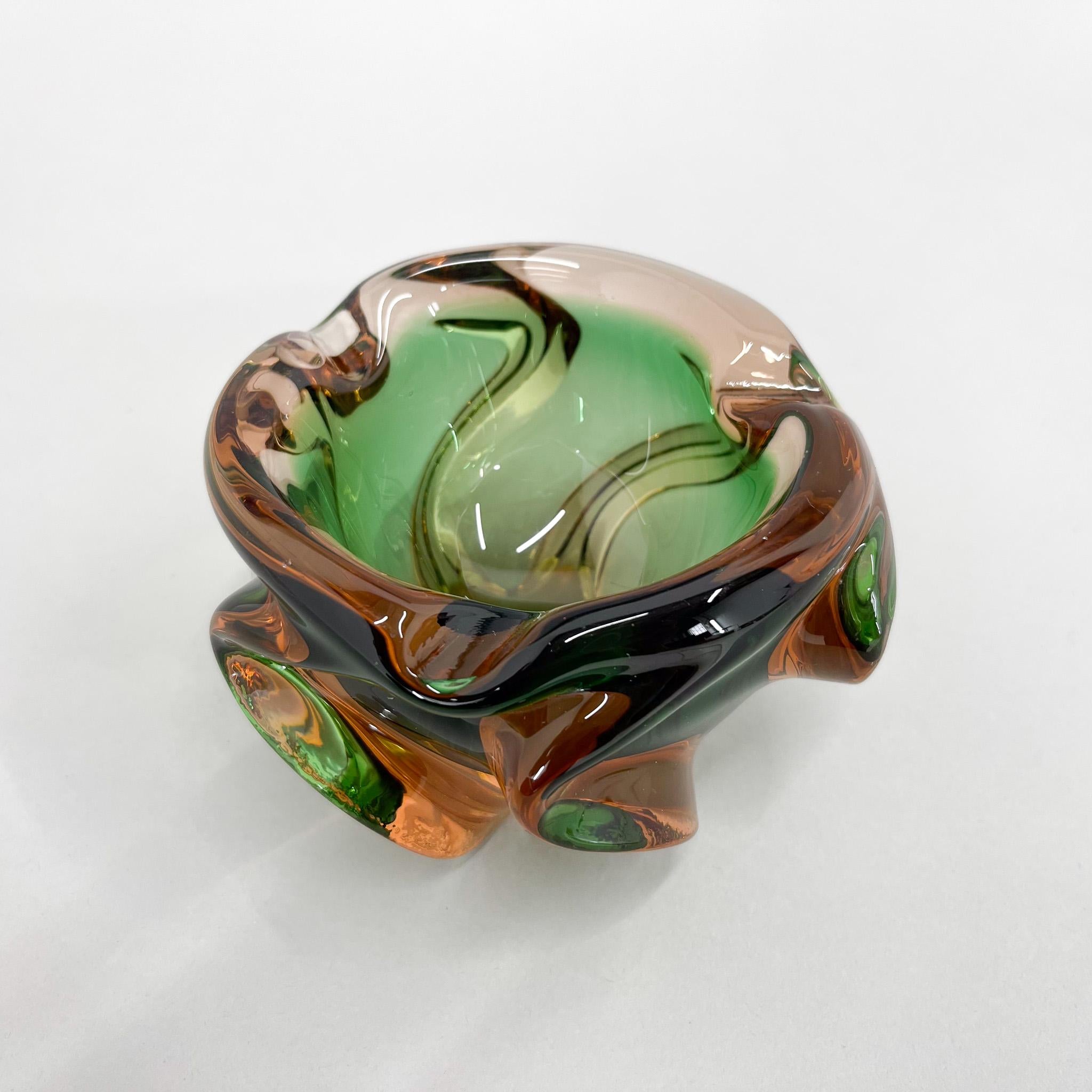 Bohemian Art Glass Bowl/Ashtray by Josef Hospodka, 1960's For Sale 1