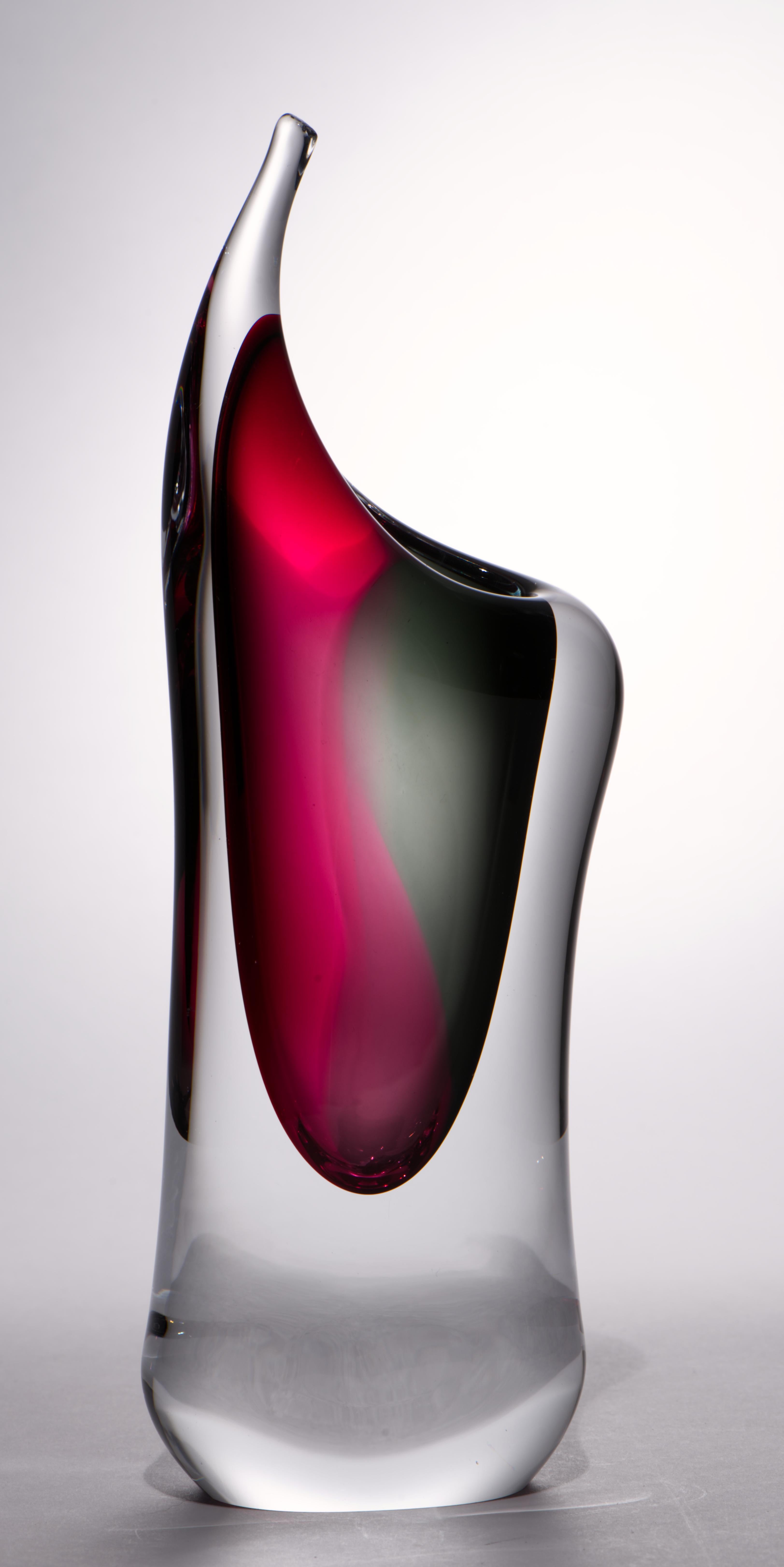 Tchèque Vase à bourgeons Sommerso en verre d'art de Bohème, rouge et bleu sarcelle en vente