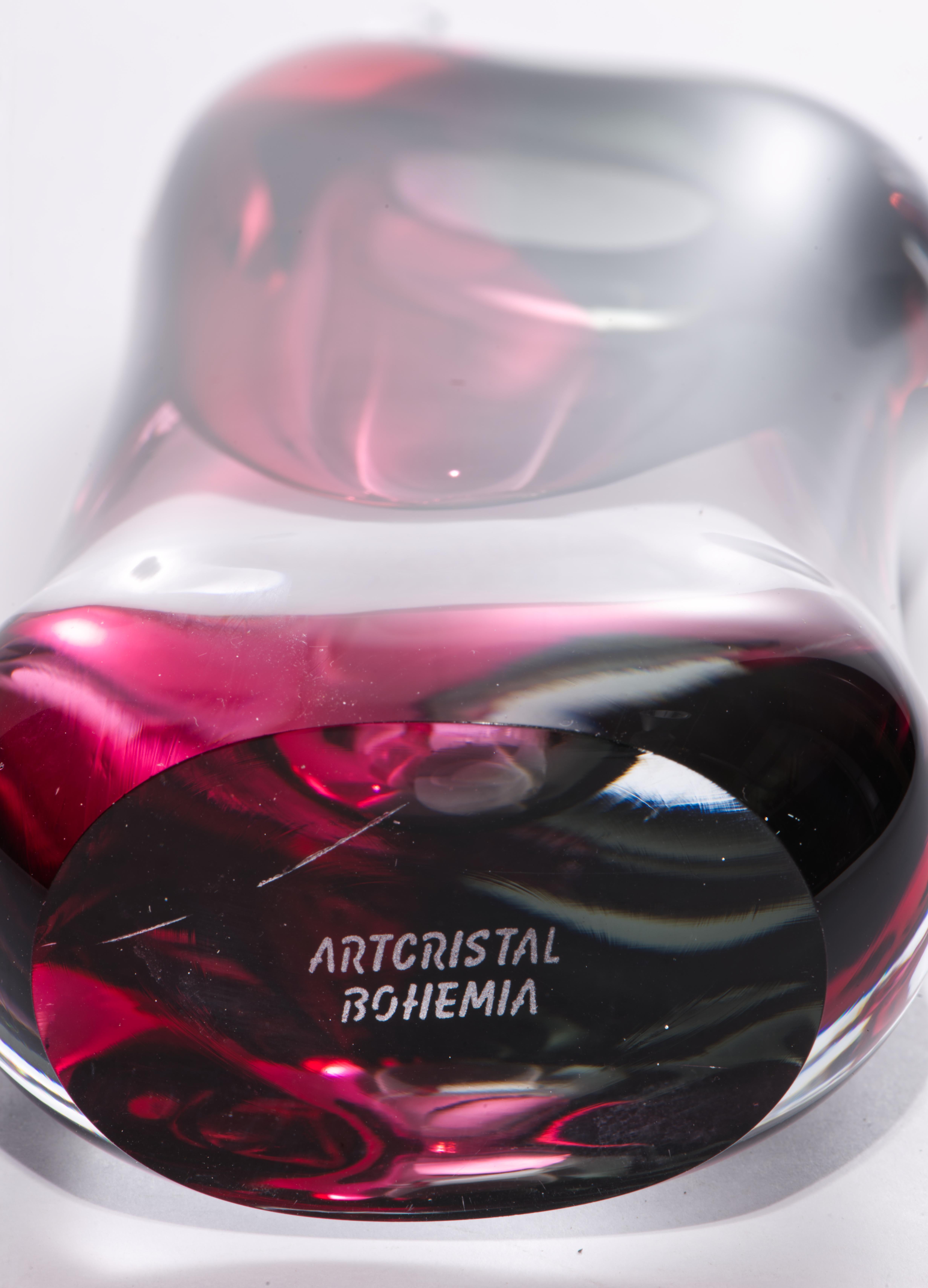 Cristal Vase à bourgeons Sommerso en verre d'art de Bohème, rouge et bleu sarcelle en vente