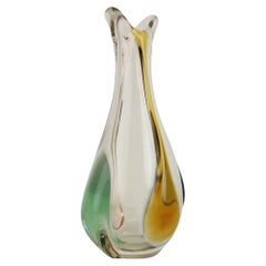 Jarrón de cristal de Bohemia de Josef Hospodka, años 60