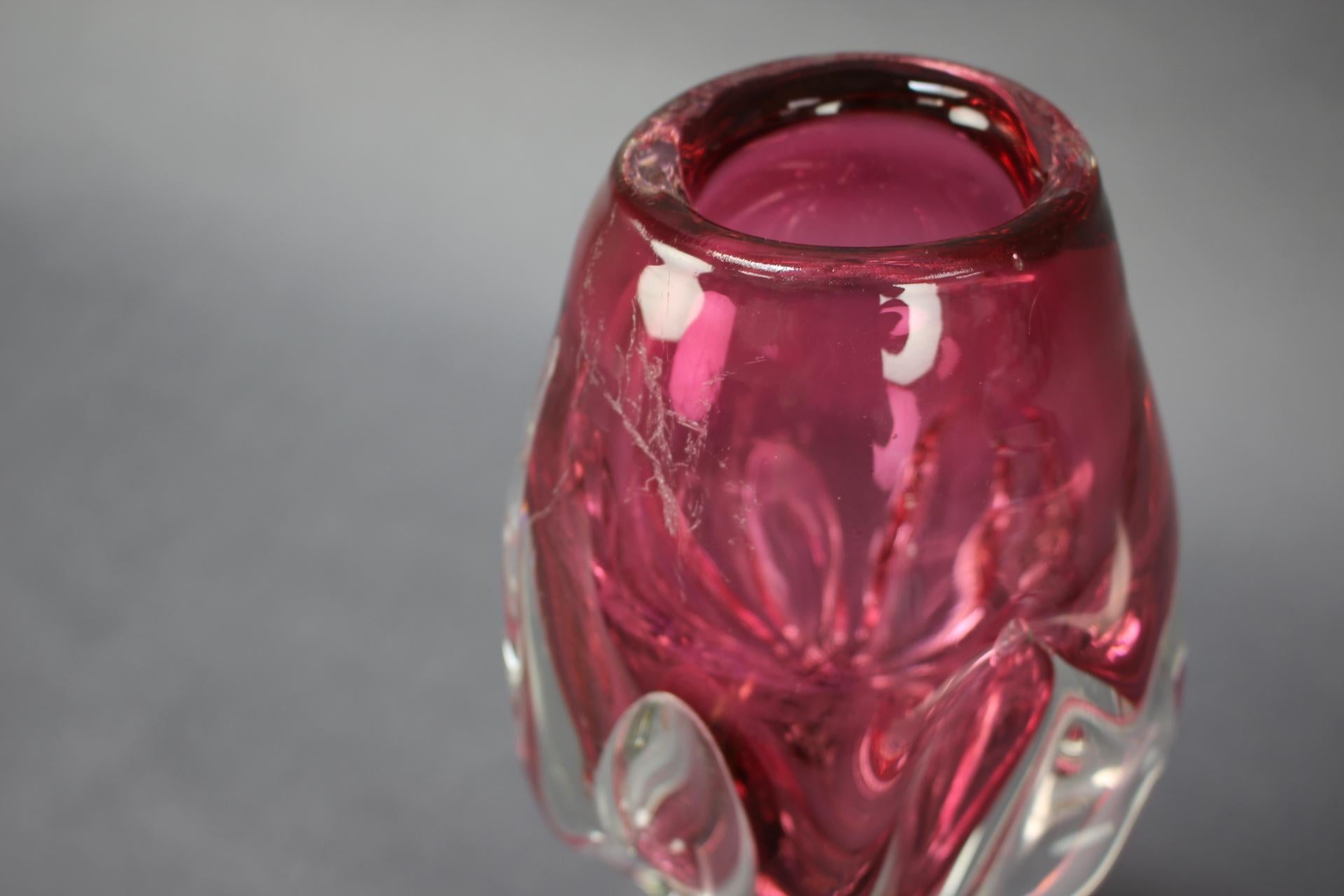 Vase en verre d'art bohème de Josef Hospodka, Tchécoslovaquie, années 1960 en vente 2