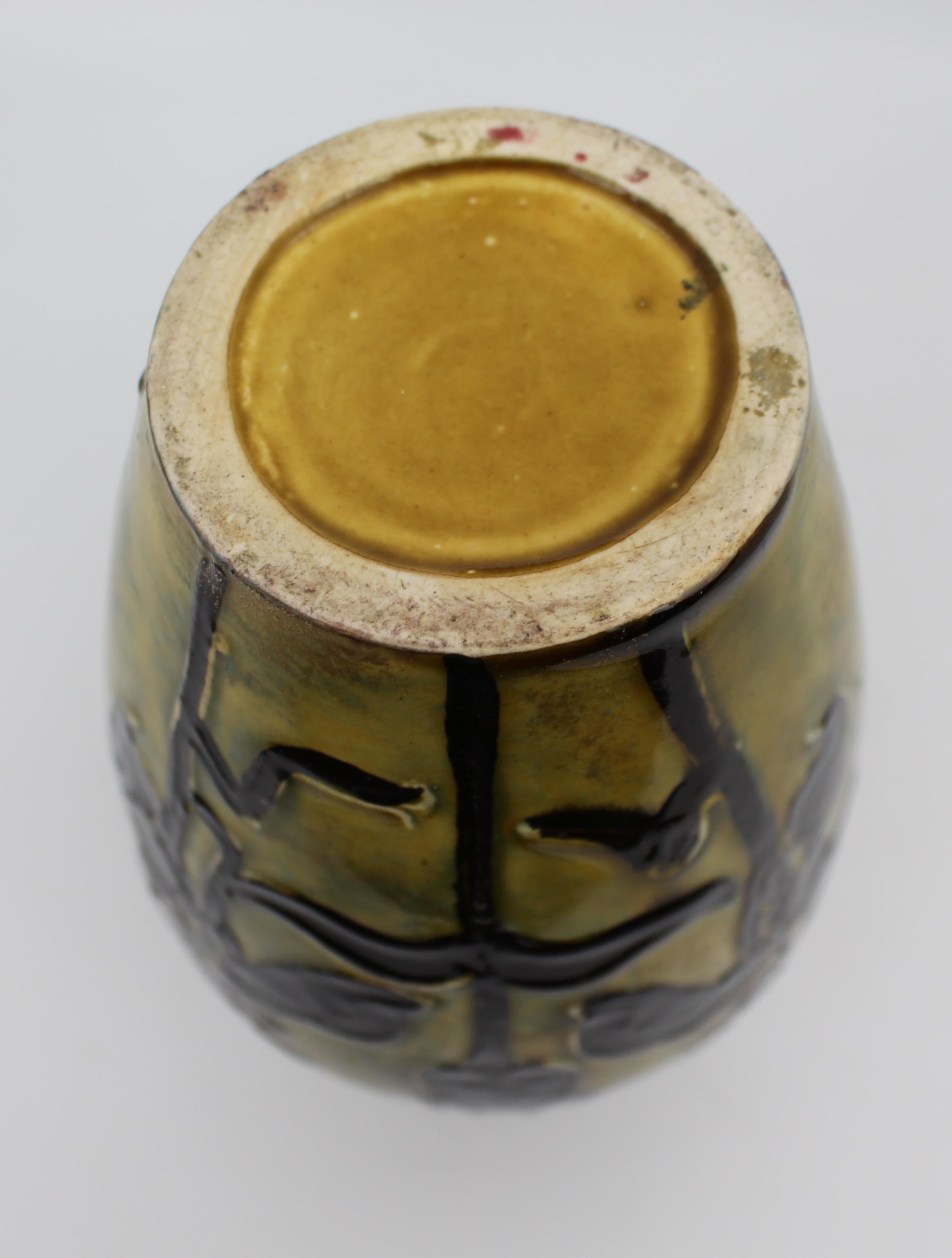 Vase à portrait de style Art nouveau bohème à la manière d'Amphora, vers 1900 en vente 3