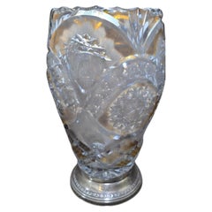 Vaso boemo in cristallo bicolore con base in argento, XX secolo