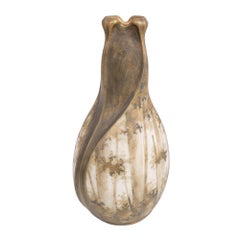 Böhmische Keramikvase Jugendstil Amphora circa 1898 Florales Frauenporträt