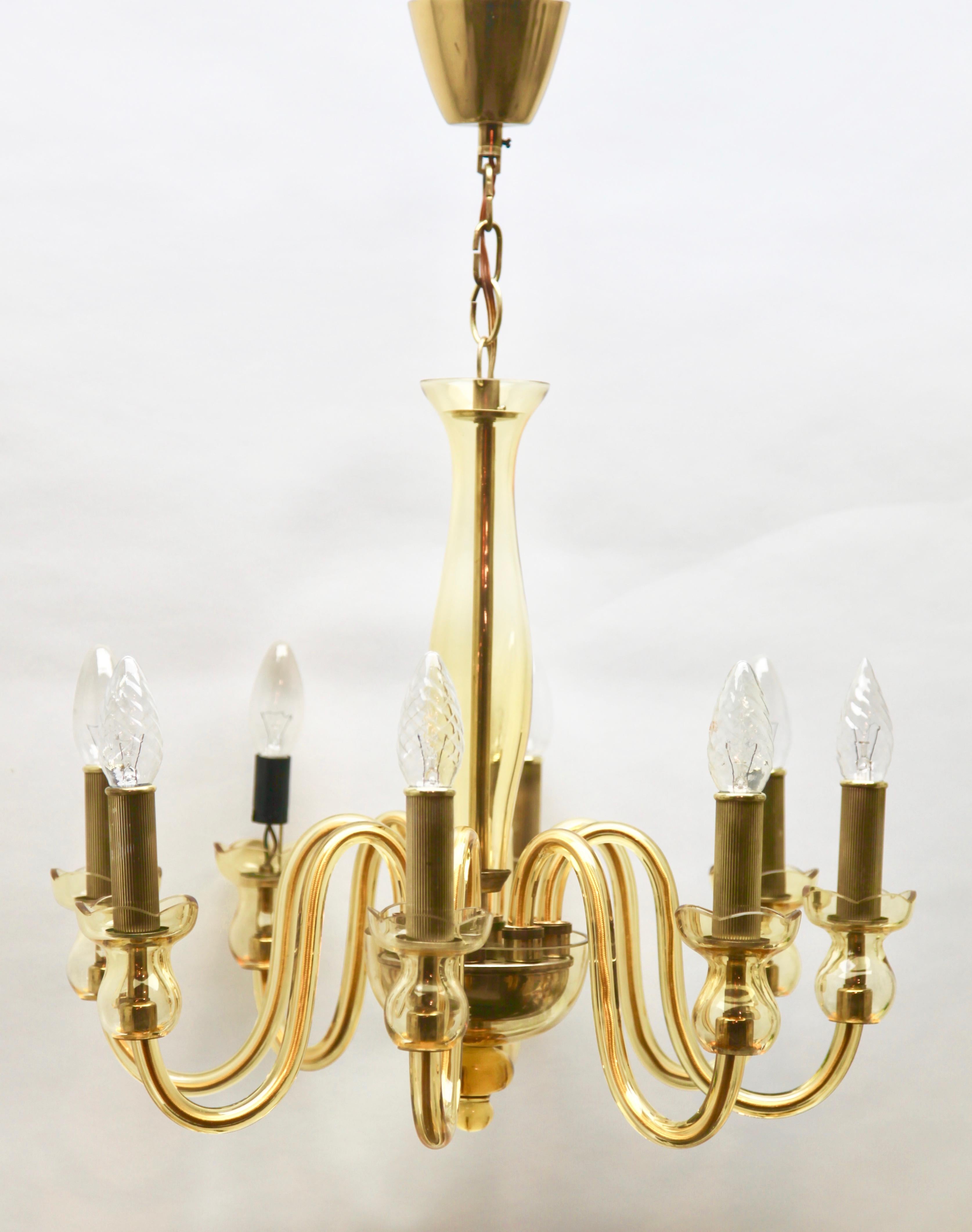 Bohemian Chandelier Handcrafted Amber Crystal Murano, 8 Light Arms In Good Condition In Verviers, BE