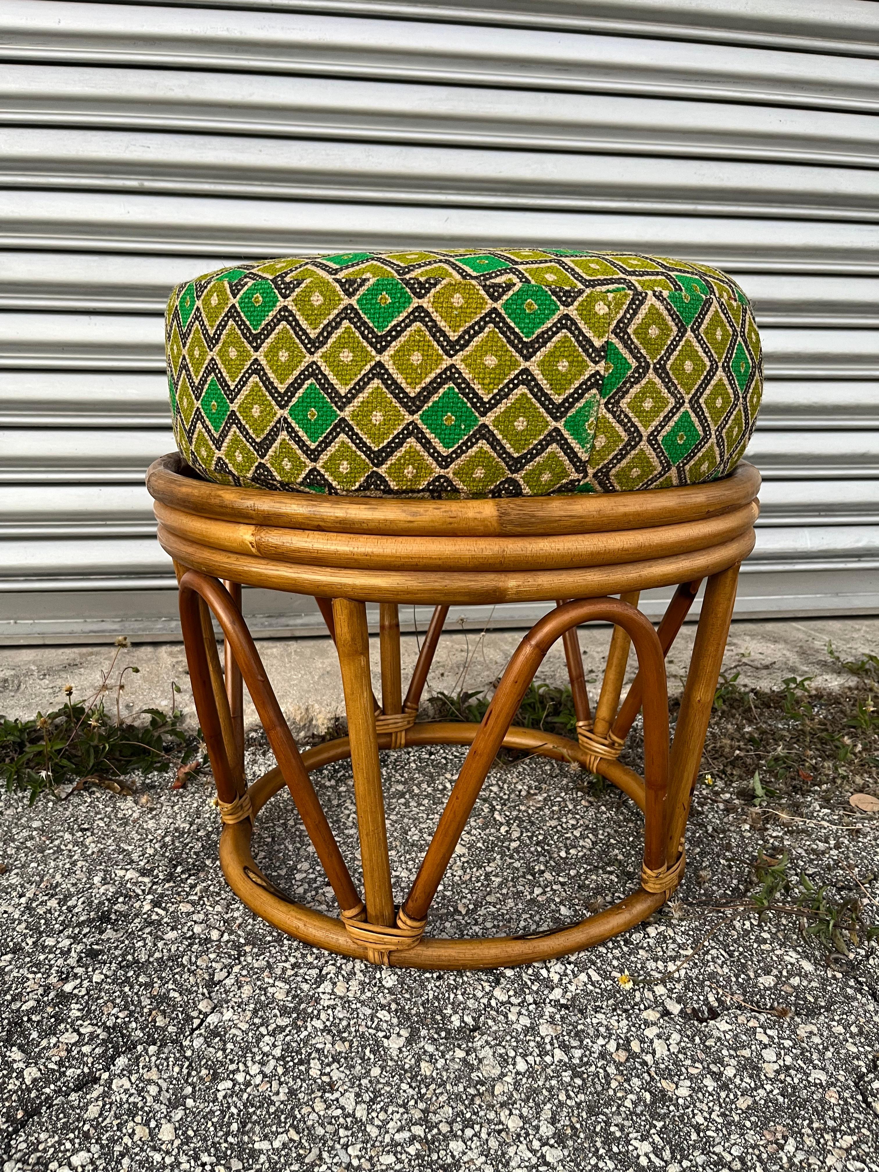 Burlap Bohemian Coastal Style Rattan Footstool / Ottoman. Circa 1970s For Sale