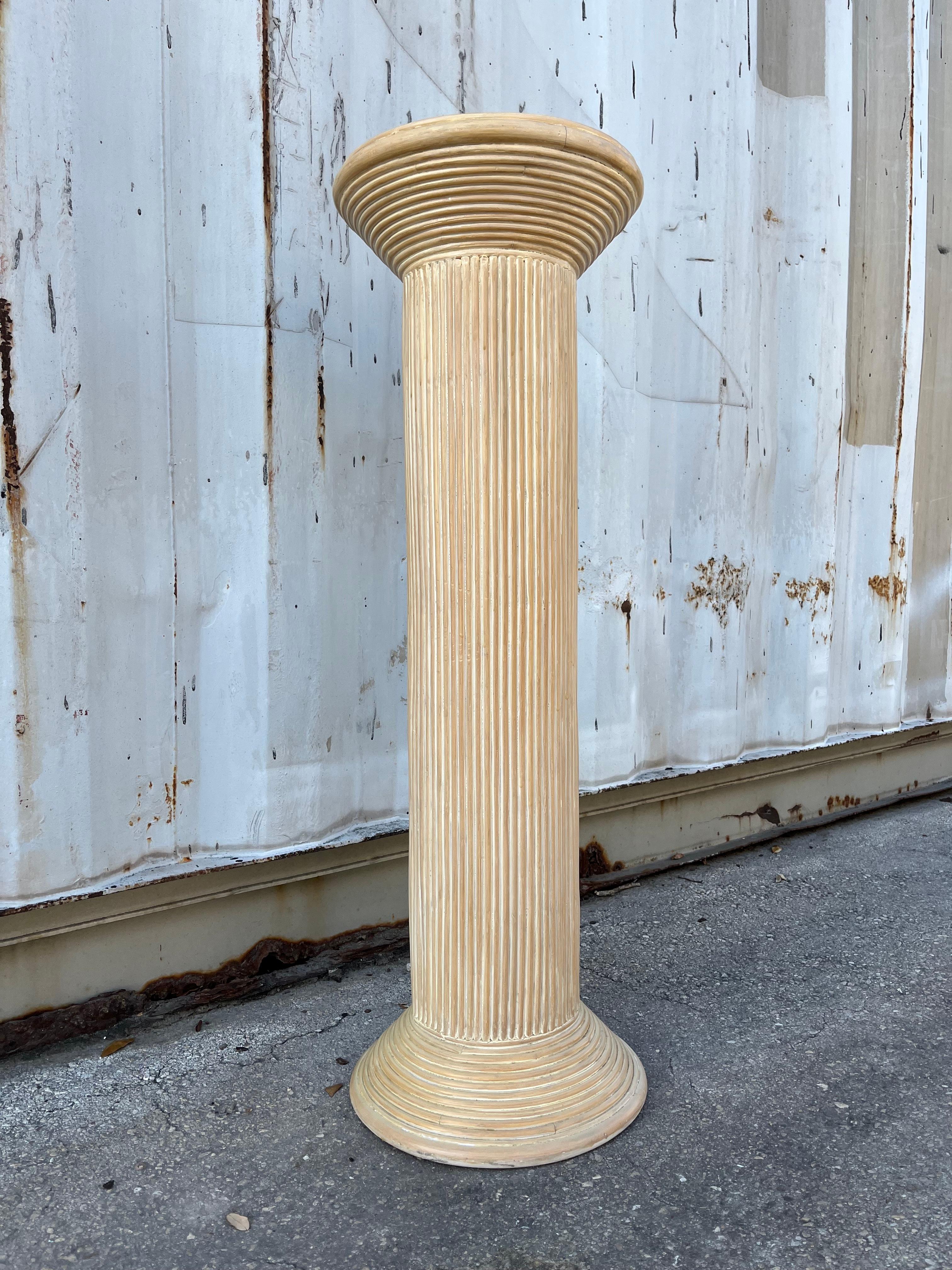 Bohemian / Coastal Style Split Reed Rattan Pedestal Column. Circa 1980s For Sale 9