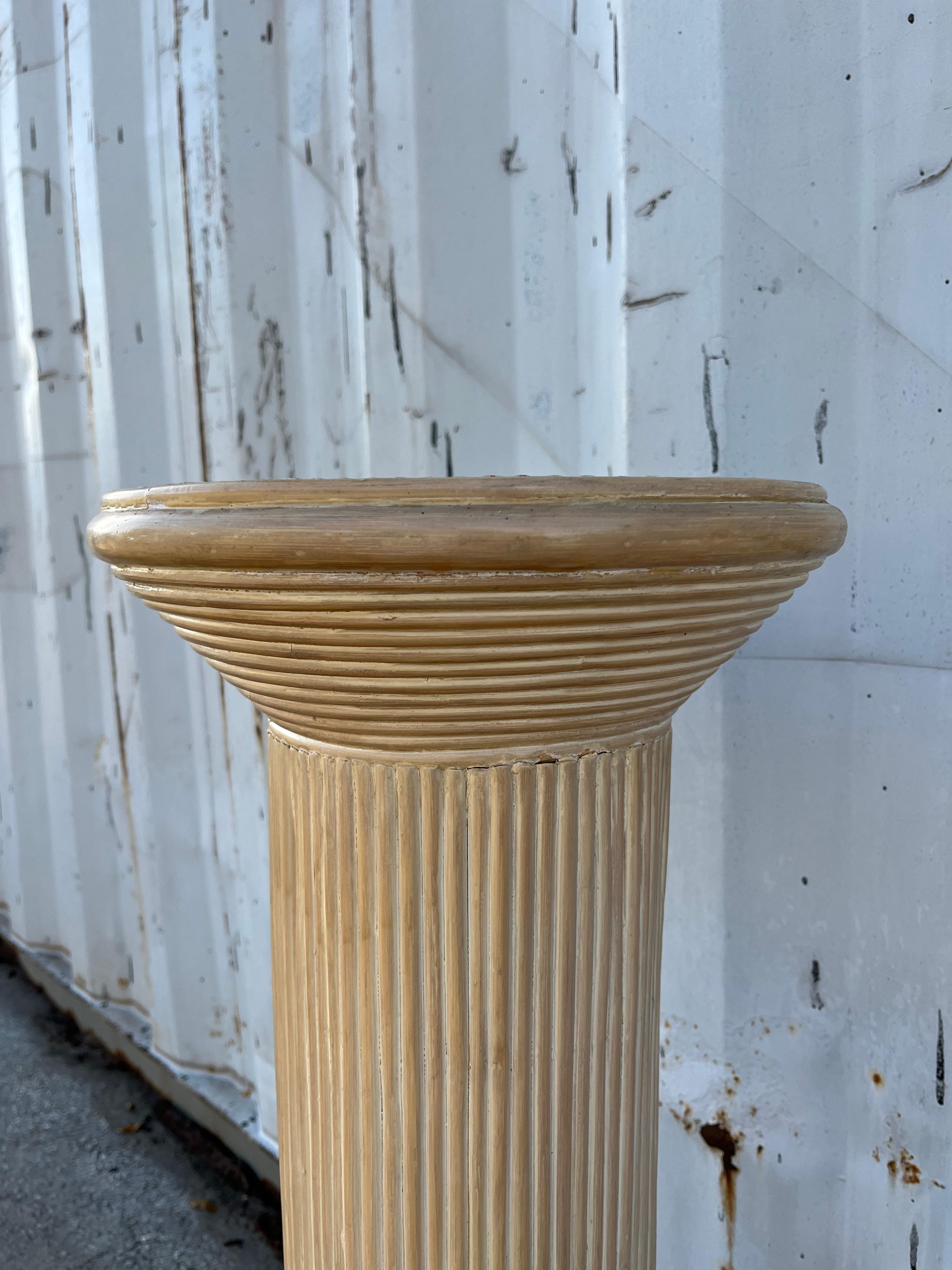Bohemian / Coastal Style Split Reed Rattan Pedestal Column. Circa 1980s For Sale 2