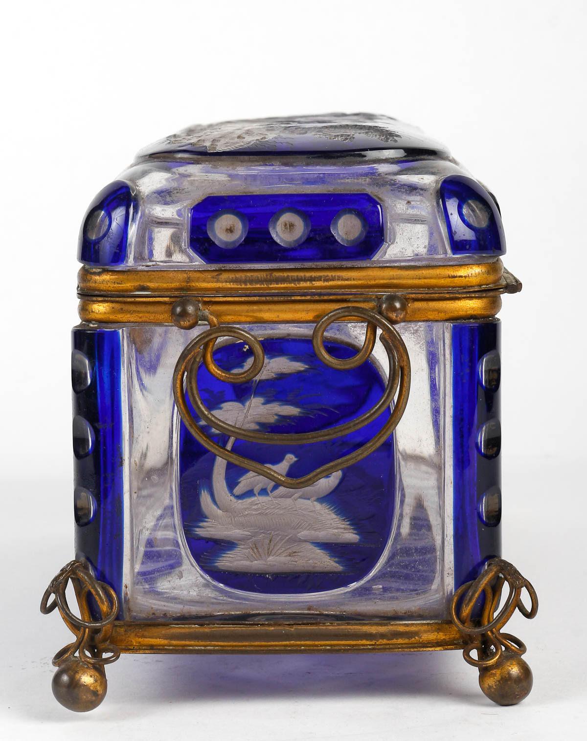 Bohemian Crystal Box, 19th Century, Napoleon III Period. For Sale 3