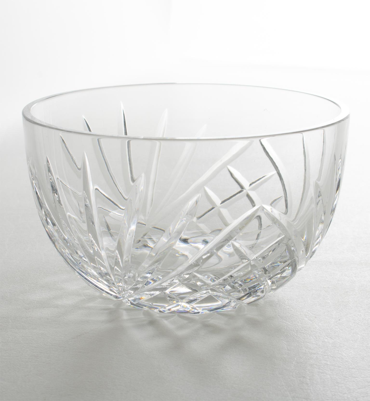 Bol de Cristal Caviar de Bohemia Tallado Plato Enfriador Servidor, circa 1980 en venta 3
