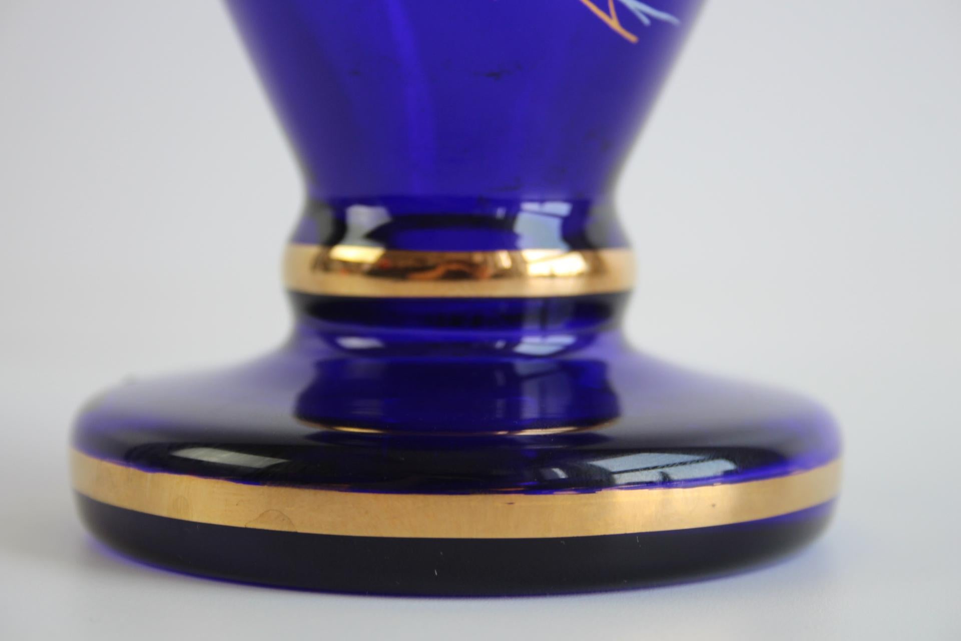 Bohemian Crystal Cobalt Blue Vase with Hand-Painted Floral and Gold Details In Good Condition For Sale In Praha, CZ