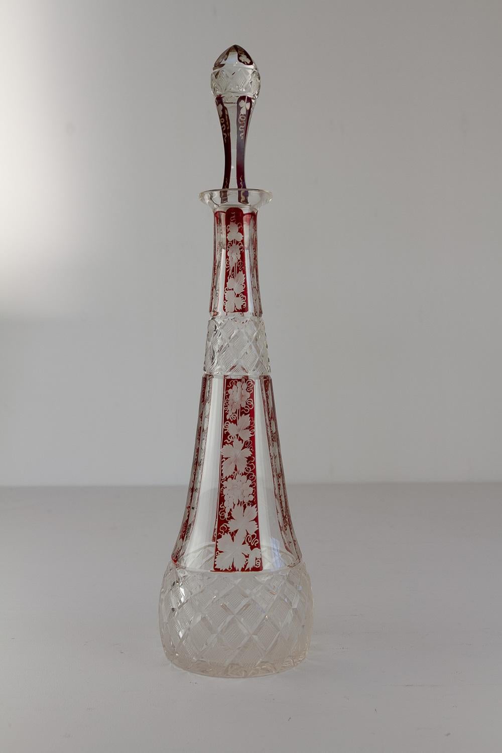Decantadores Bohemios de Cristal Rubí con Hojas de Vino, Años 20. Juego de 2. en venta 14