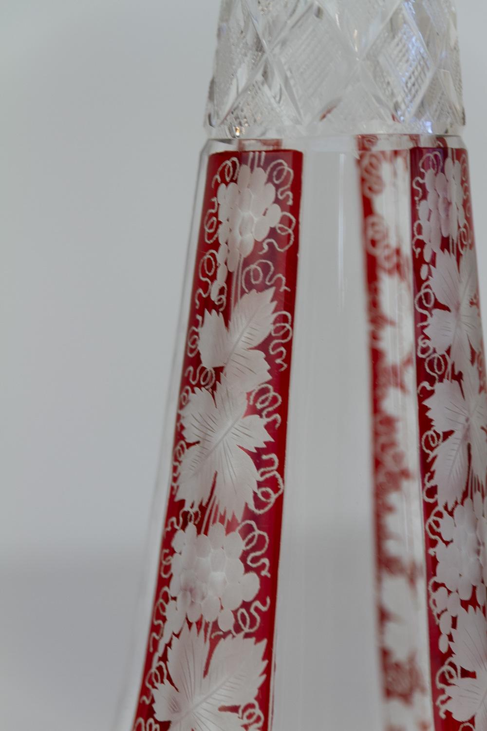 Decantadores Bohemios de Cristal Rubí con Hojas de Vino, Años 20. Juego de 2. en venta 2