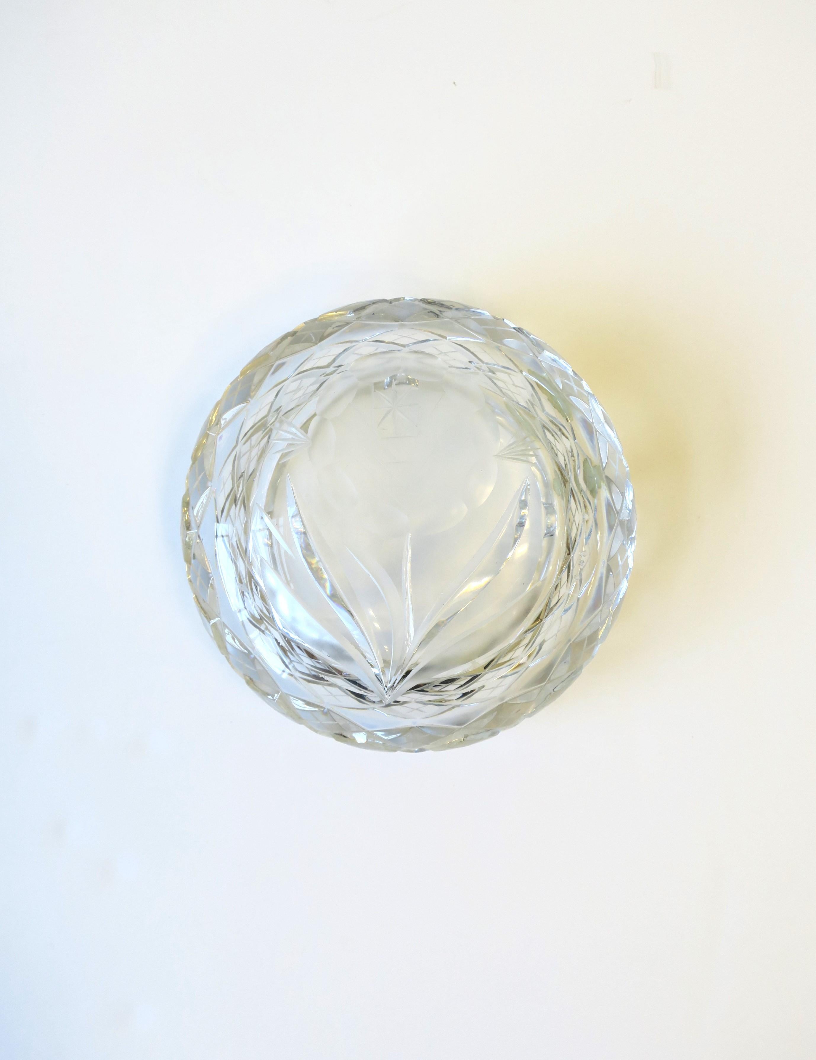 Bohemian Cut Crystal Bowl or Ashtray, Mid-20th, Czech For Sale 3
