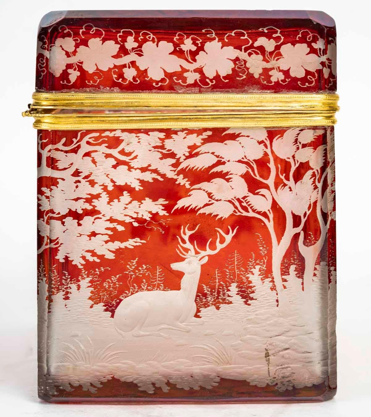 Bohemian Cut Crystal Box, 19th Century, Napoleon III Period. For Sale 1