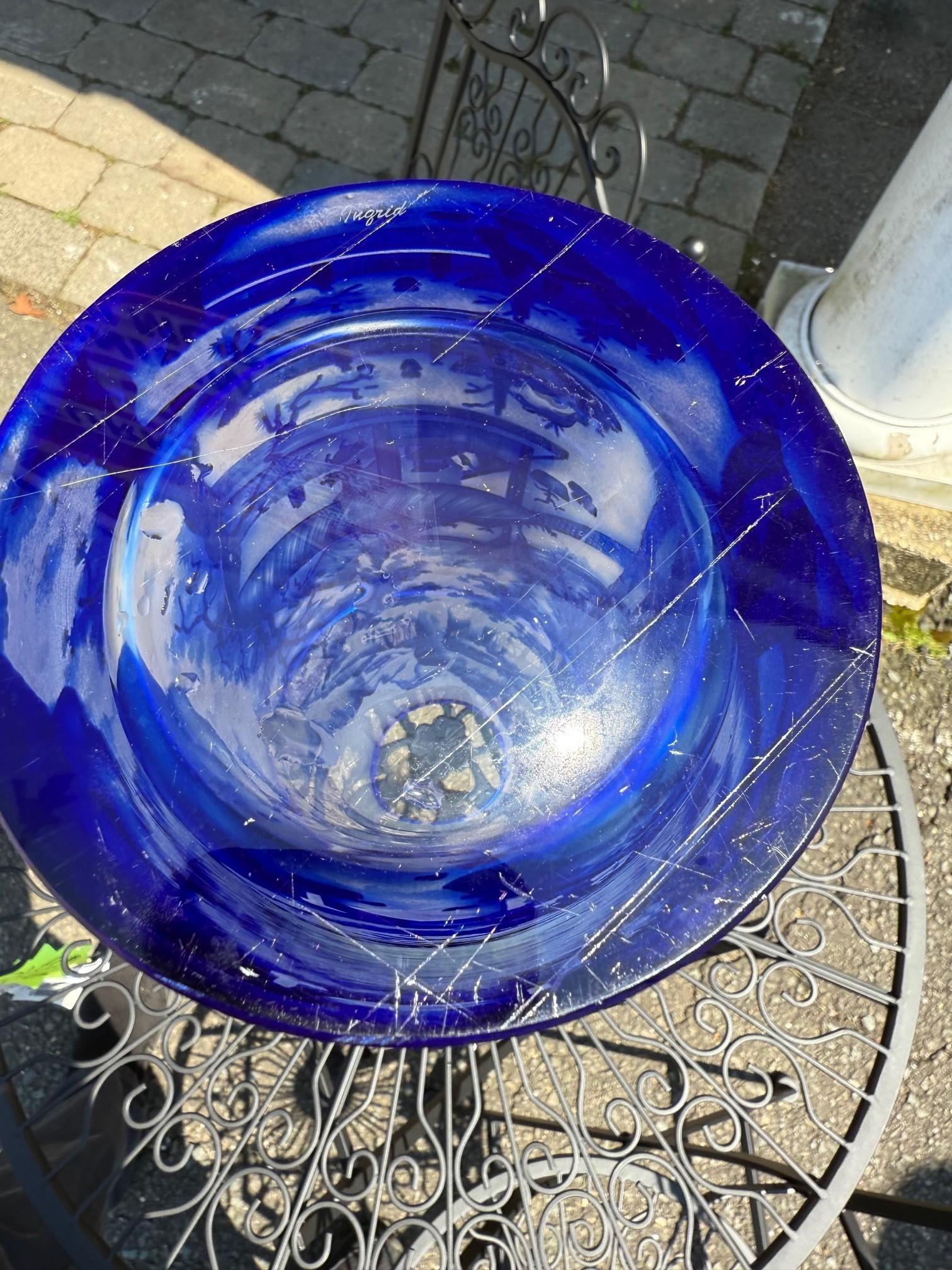Bohemian Czech Crystal Blue Cameo Vase Orientalische Landschaft Signed Ingrid im Angebot 13