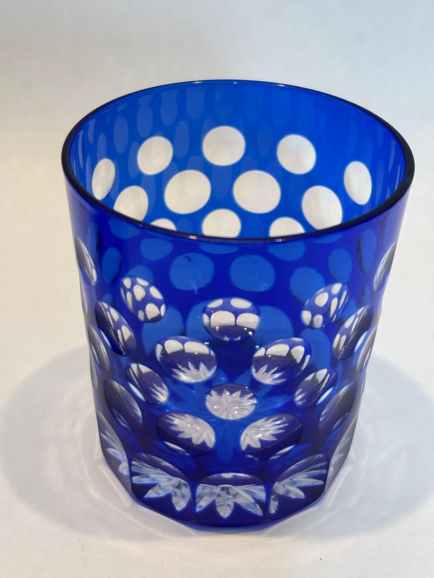 Ceco Bicchieri di cristallo ceco blu cobalto di Ajka Hungary, set di 5 bicchieri in vendita