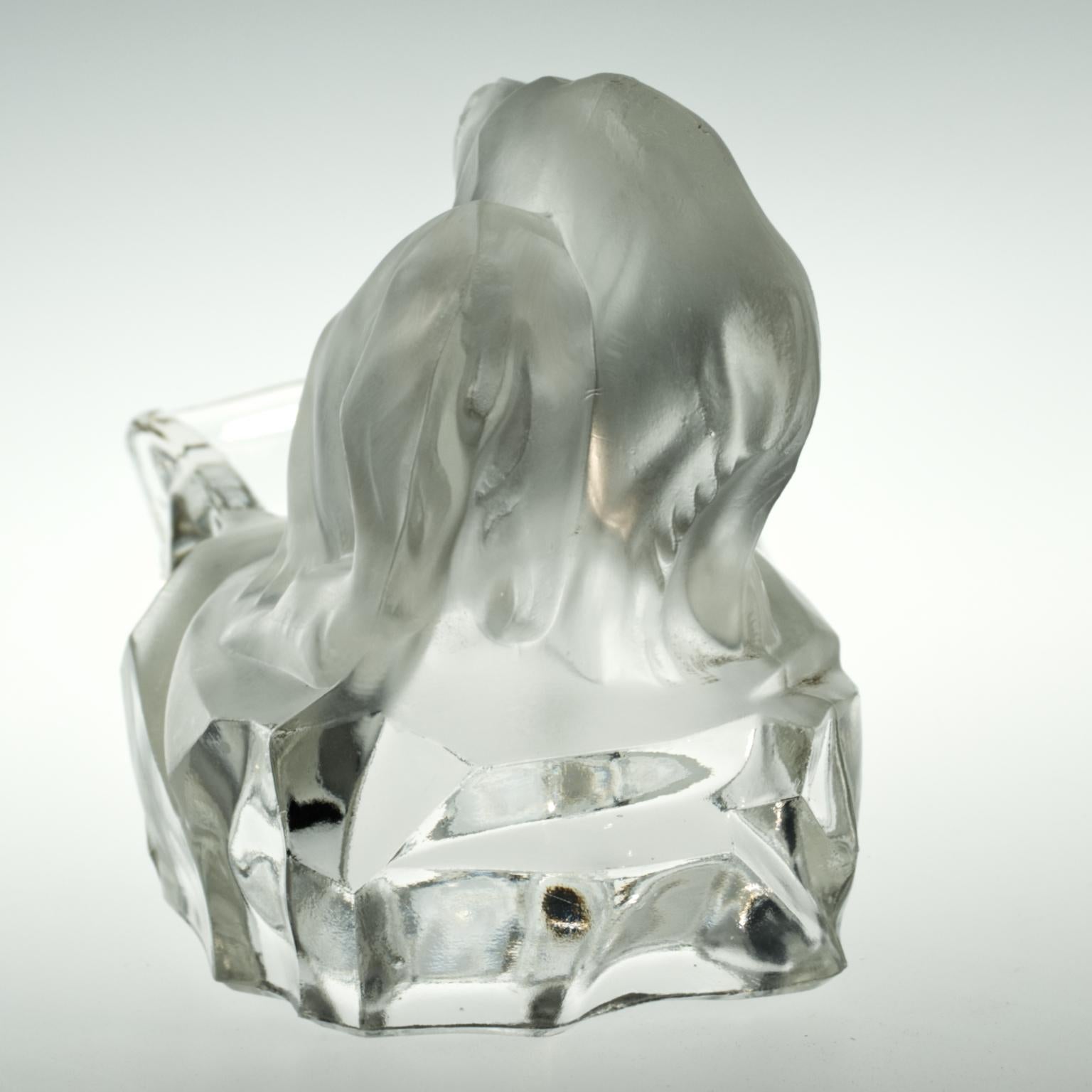 Czech Bohemian Feigl and Morawetz Libochovice Art Deco Glass Polar Bears Ashtray 1930s
