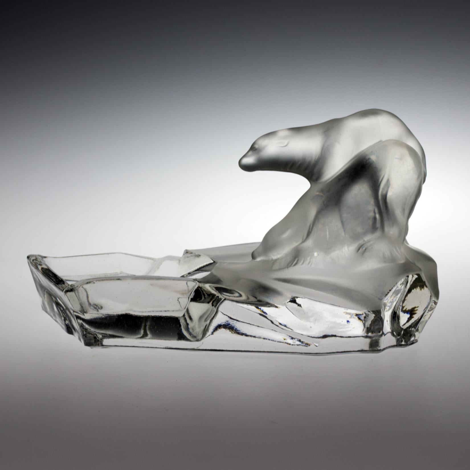Pressed Bohemian Feigl and Morawetz Libochovice Art Deco Glass Polar Bears Ashtray 1930s For Sale