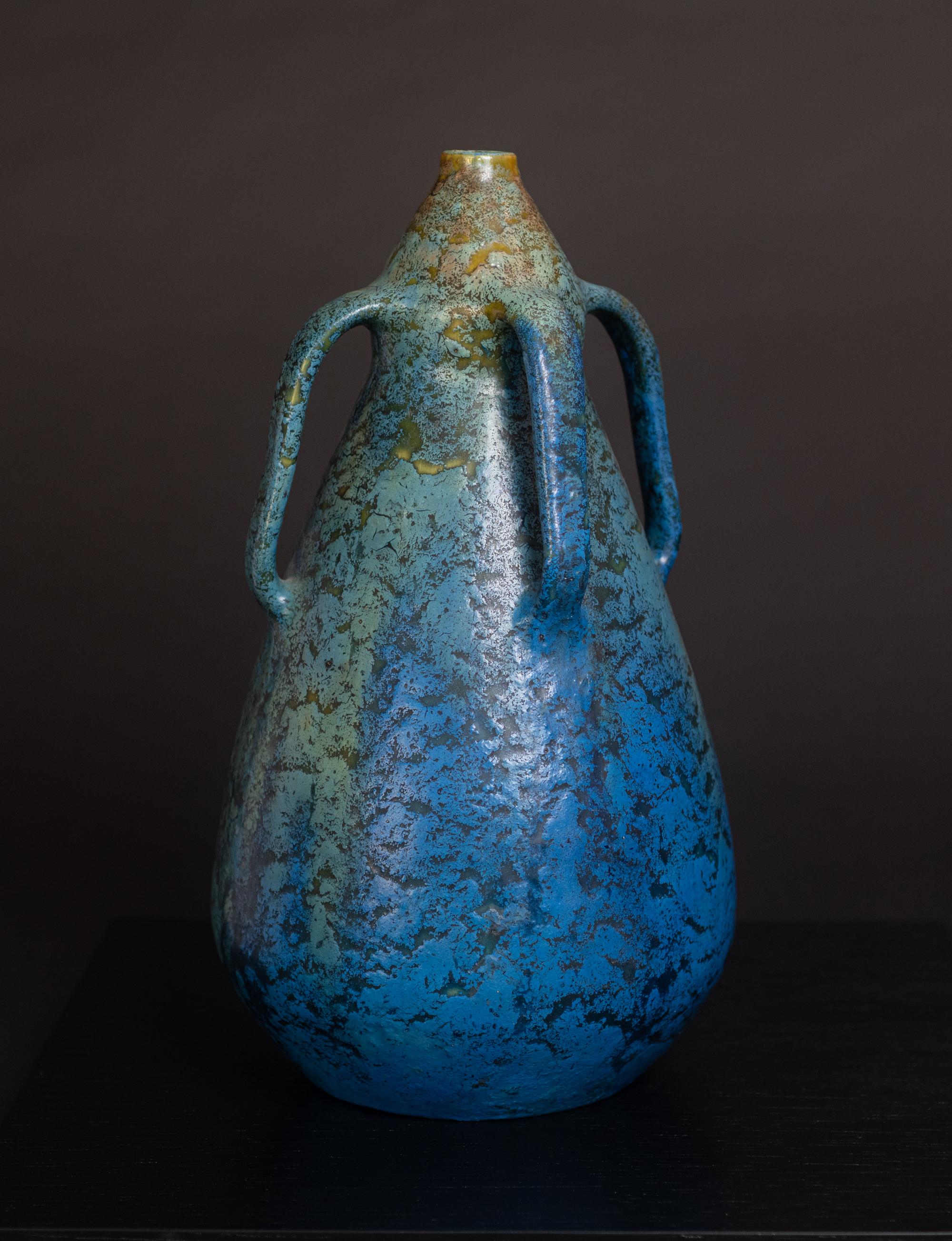 Böhmische Vase „Flux“ von kuk Fachschule Pelz Keramik undwandkunst (Art nouveau) im Angebot