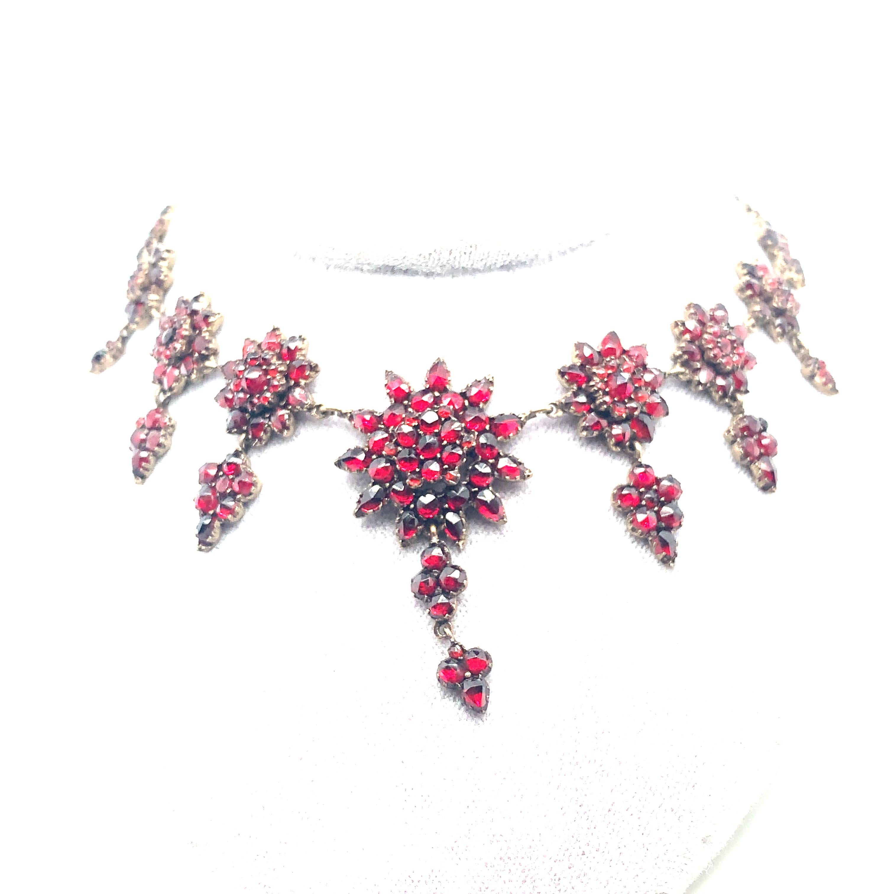 vintage garnet necklace