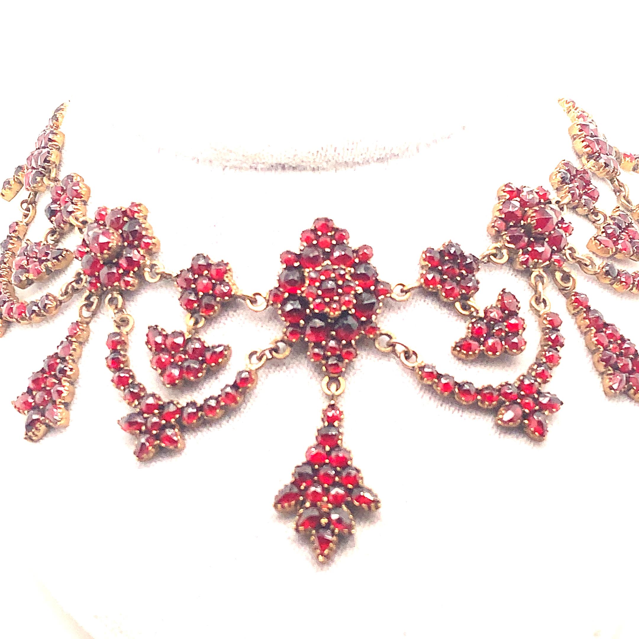 Rose Cut Bohemian Garnet Necklace with Swags Vintage Antique Victorian #J5240