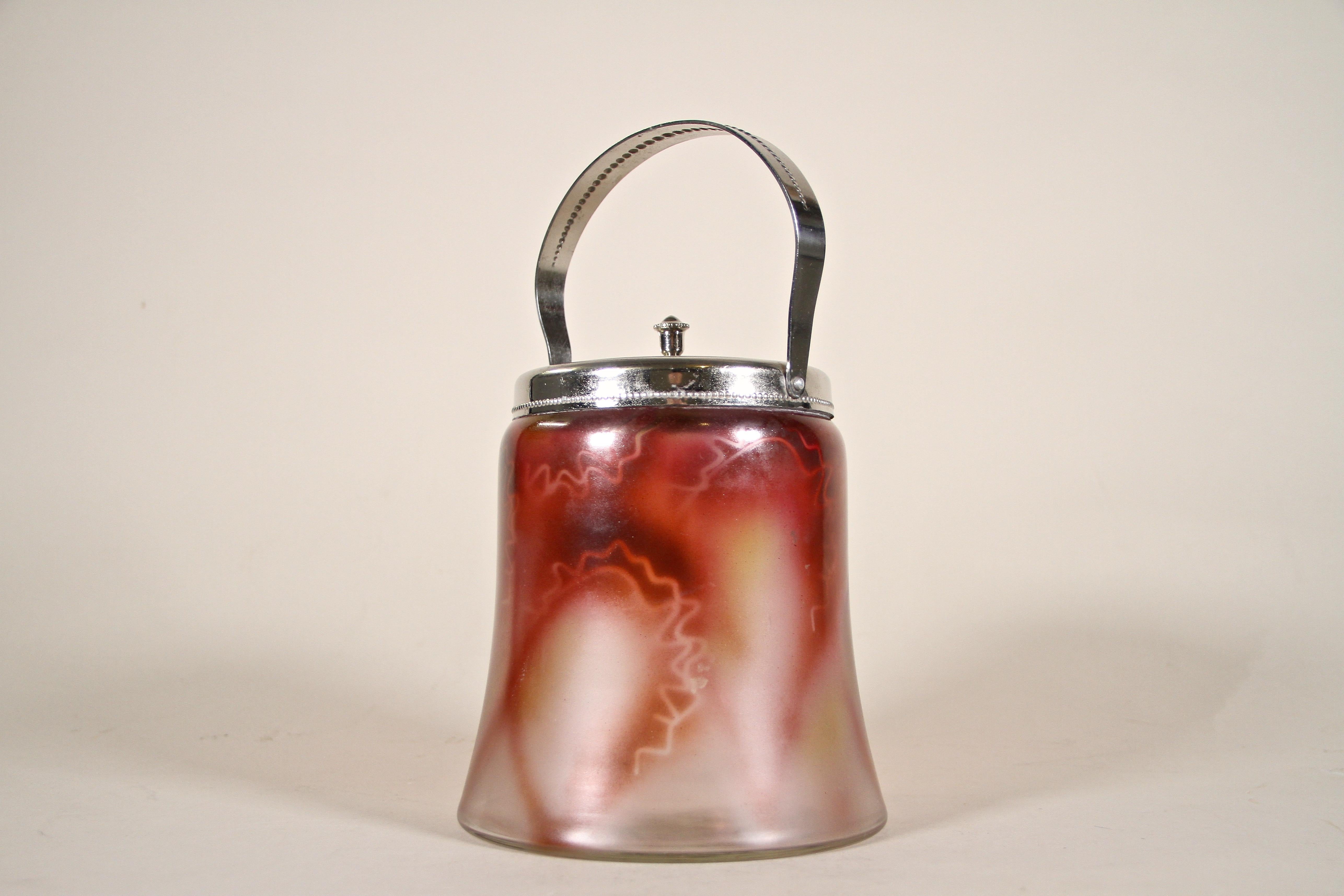 Bohemian Glass Jar with Lid Art Deco, CZ, circa 1920 4