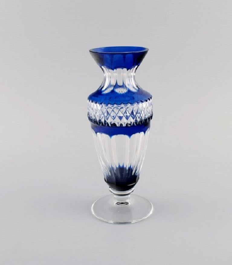 Bohemian glass vase in clear and blue art glass. 
Classic style. Mid-20th century.
Measures: 21.5 x 8.5 cm.
In excellent condition.