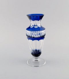 Böhmische Glasvase aus klarem und blauem Kunstglas, klassischer Stil, Mitte des 20. Jahrhunderts