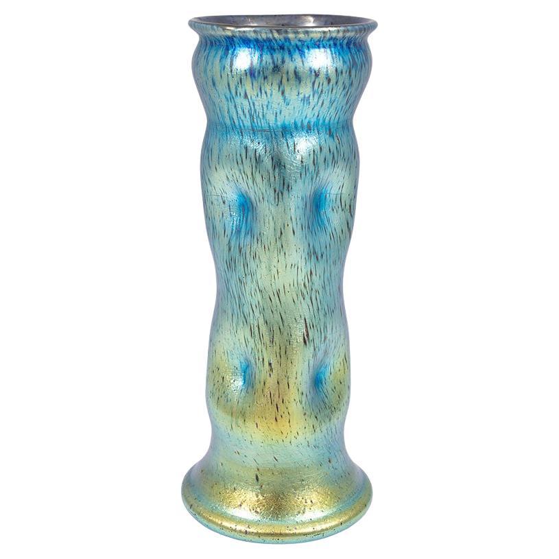 Vase en verre de Bohême Loetz Glass circa 1900 Art Nouveau Jugendstil Bleu Argent
