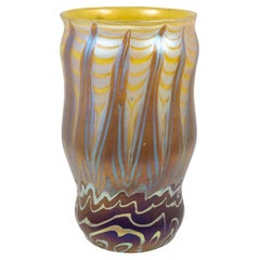 Vase en verre de Bohême Loetz Glass circa 1900 Signé Art Nouveau Jugendstil Jaune Marron