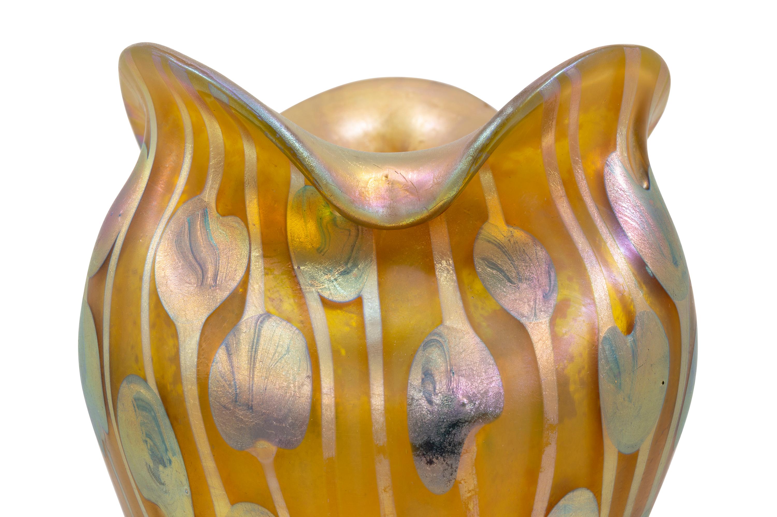 20th Century Bohemian Glass Vase Loetz circa 1901 Viennese Art Nouveau Yellow Gold Silver For Sale