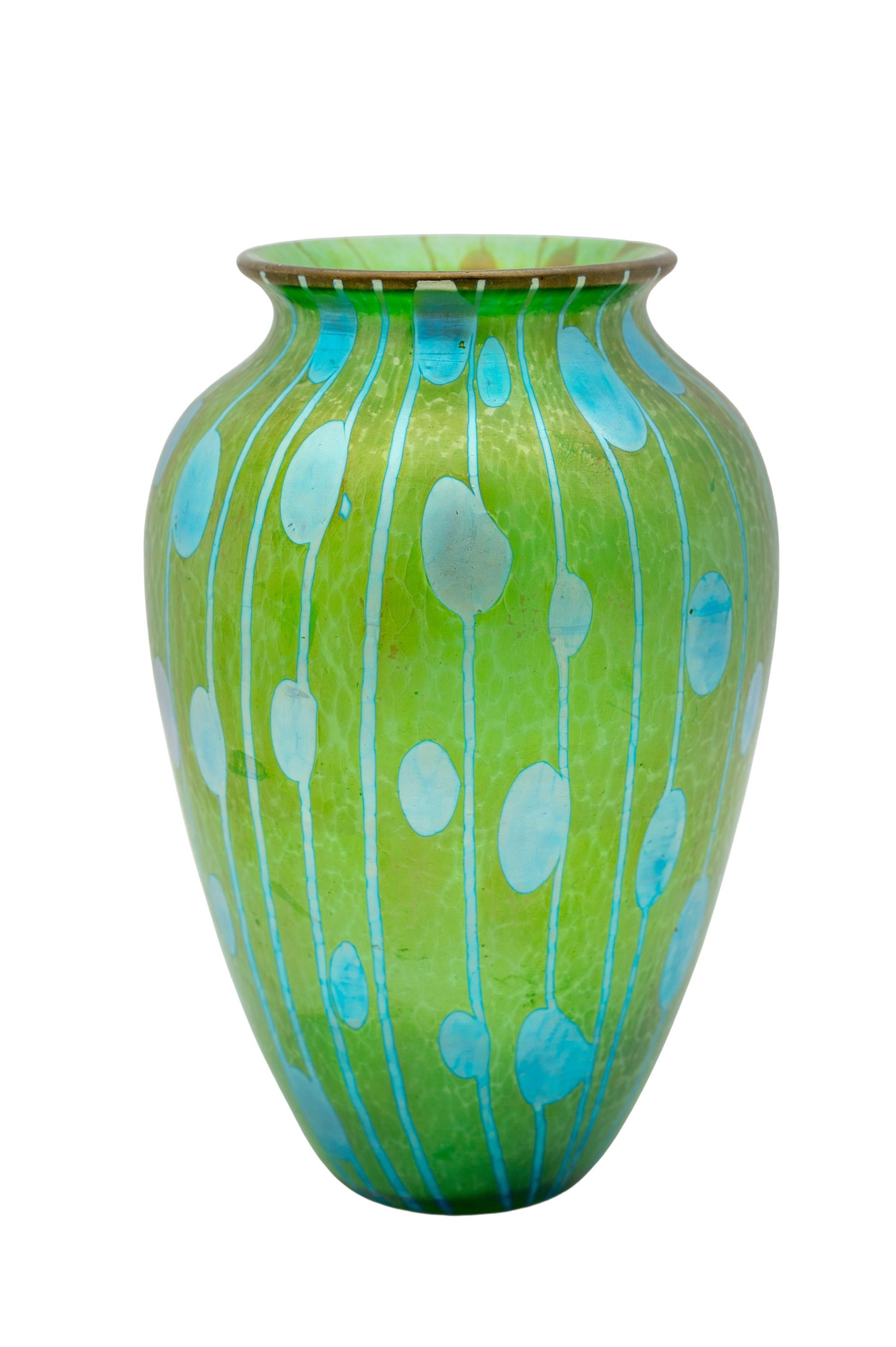 Bohemian Glass Vase Loetz Koloman Moser circa 1900 Blue Green In Good Condition For Sale In Klosterneuburg, AT