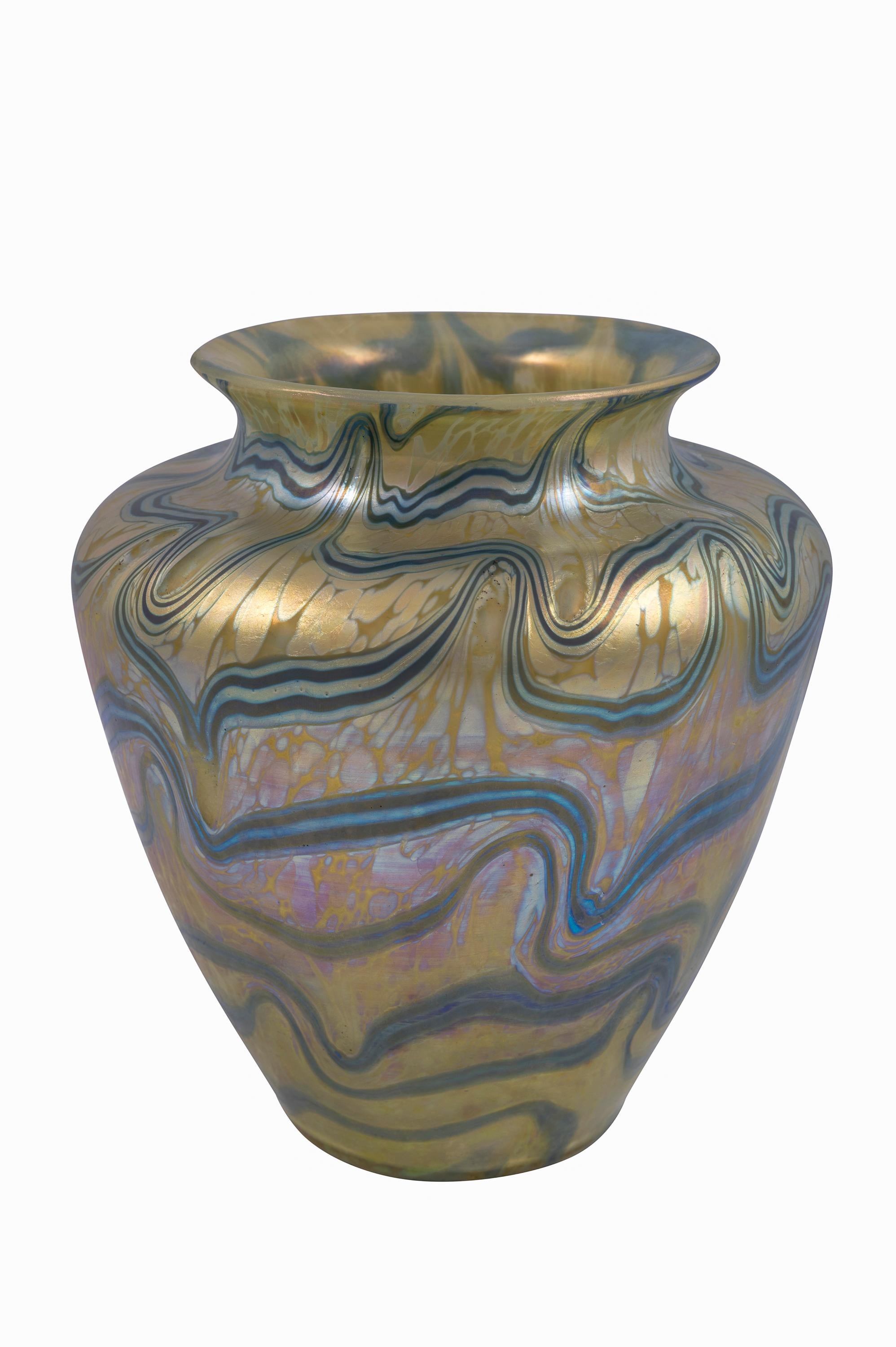 Glass vase, Johann Loetz Witwe, PG 1/104 , ca. 1901, signed, Art Nouveau, Jugendstil, Art Deco, art glass, iridescent glass, blue, gold

Technique: Glass, mold blown, free formed, reduced and iridescent

signed with 