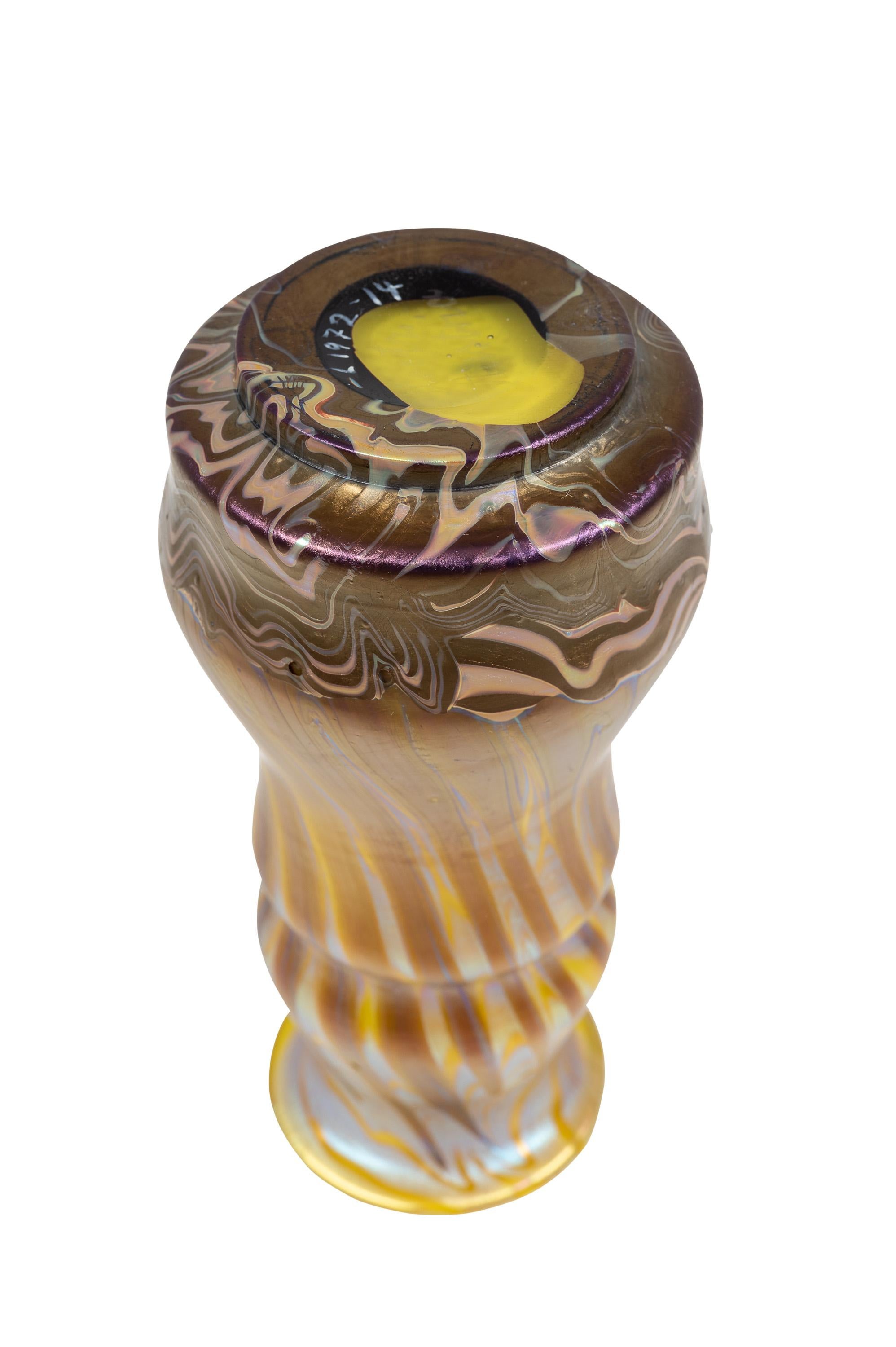 Bohemian Glass Vase Loetz PG 356 circa 1900 Viennese Art Nouveau signed In Good Condition For Sale In Klosterneuburg, AT