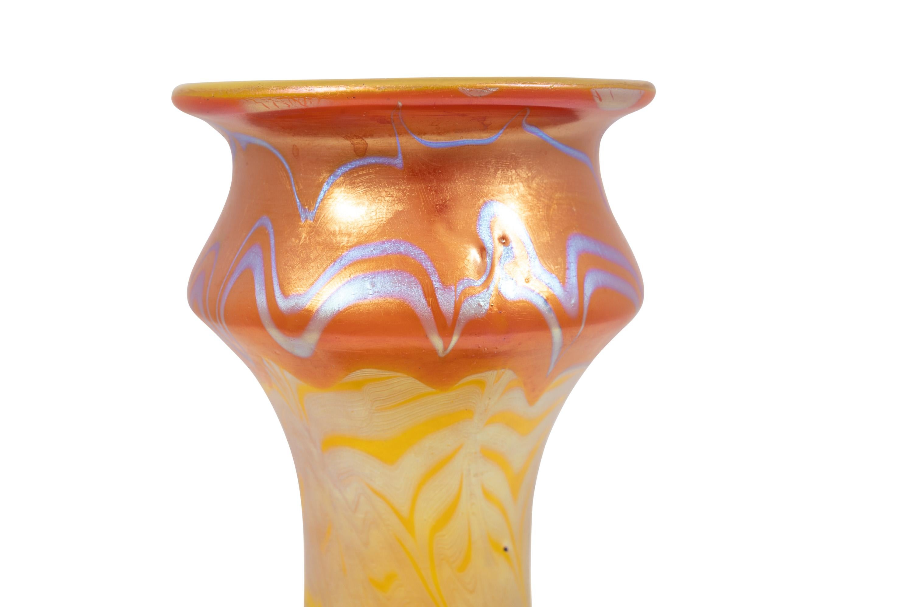 Vase en verre de Bohême Loetz PG 358 circa 1900 Art Nouveau Bon état - En vente à Klosterneuburg, AT