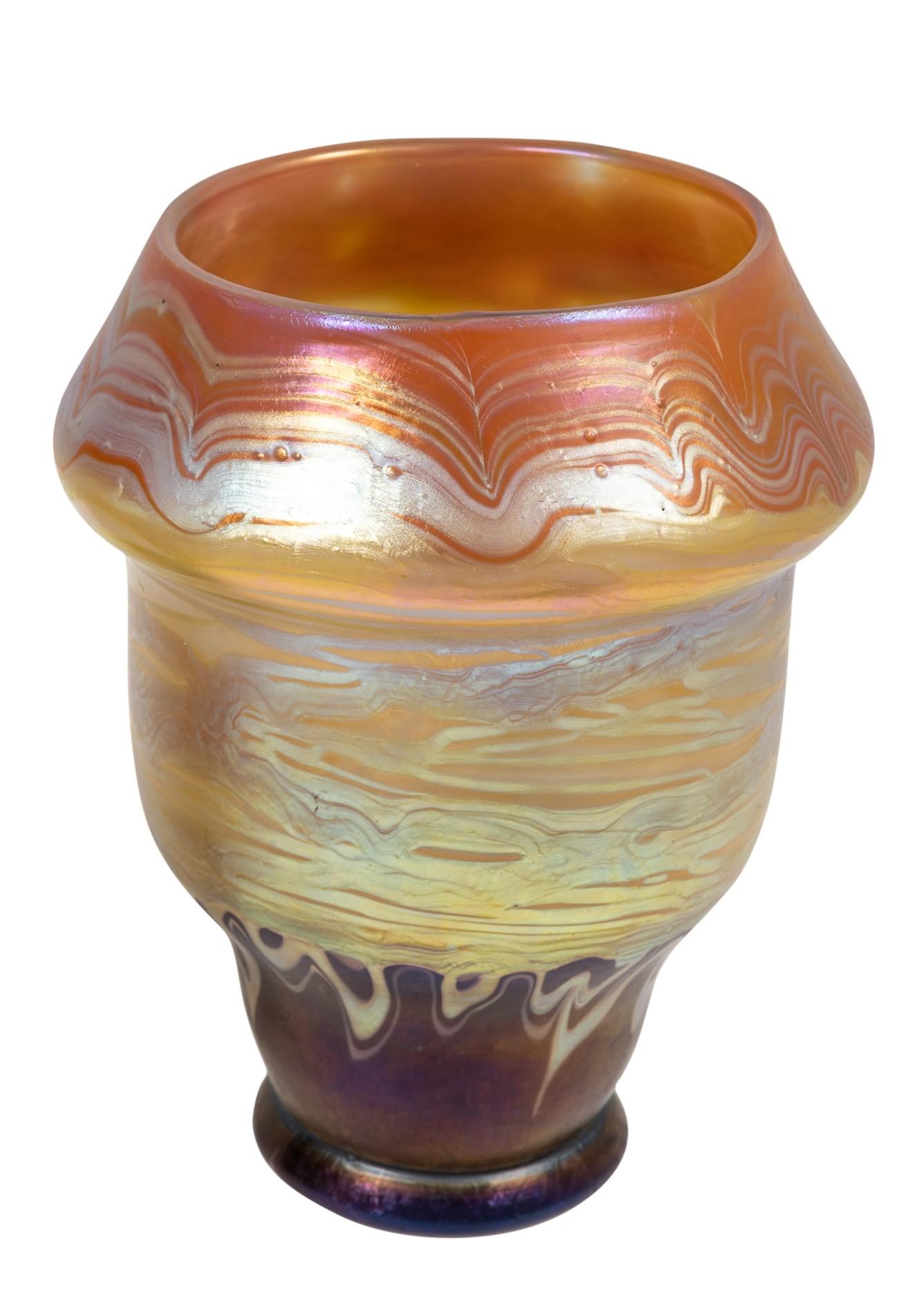 Jugendstil Bohemian Glass Vase Loetz PG 358 Decoration circa 1900 Art Nouveau Signed For Sale