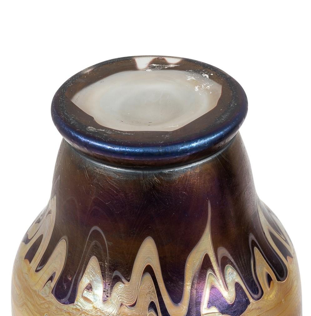Bohemian Glass Vase Loetz PG 358 Decoration circa 1900 Art Nouveau Signed In Good Condition For Sale In Klosterneuburg, AT
